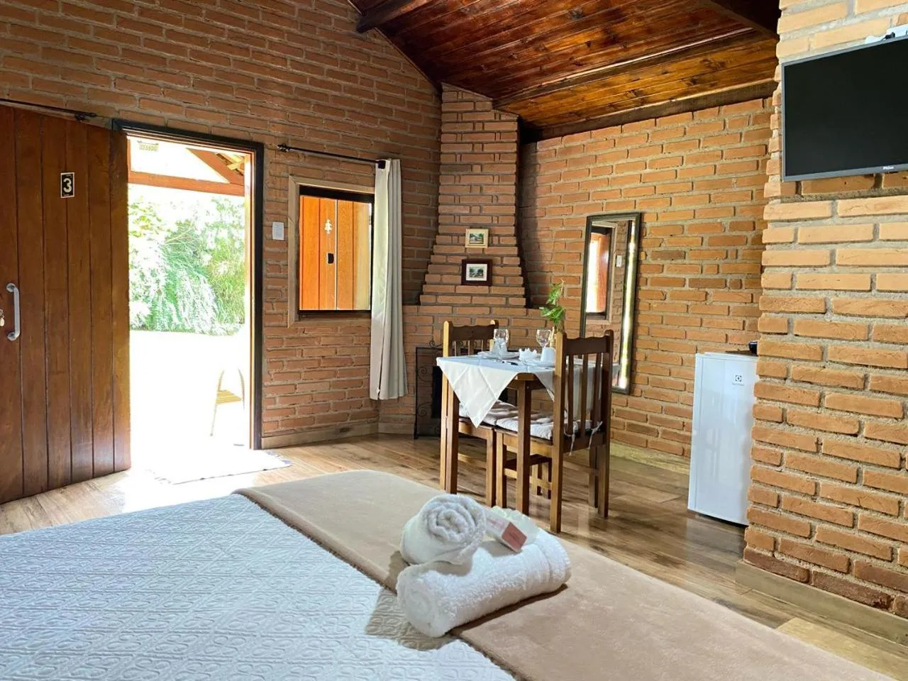 Garden, Bed in Pousada Refugio Sol e Brisa