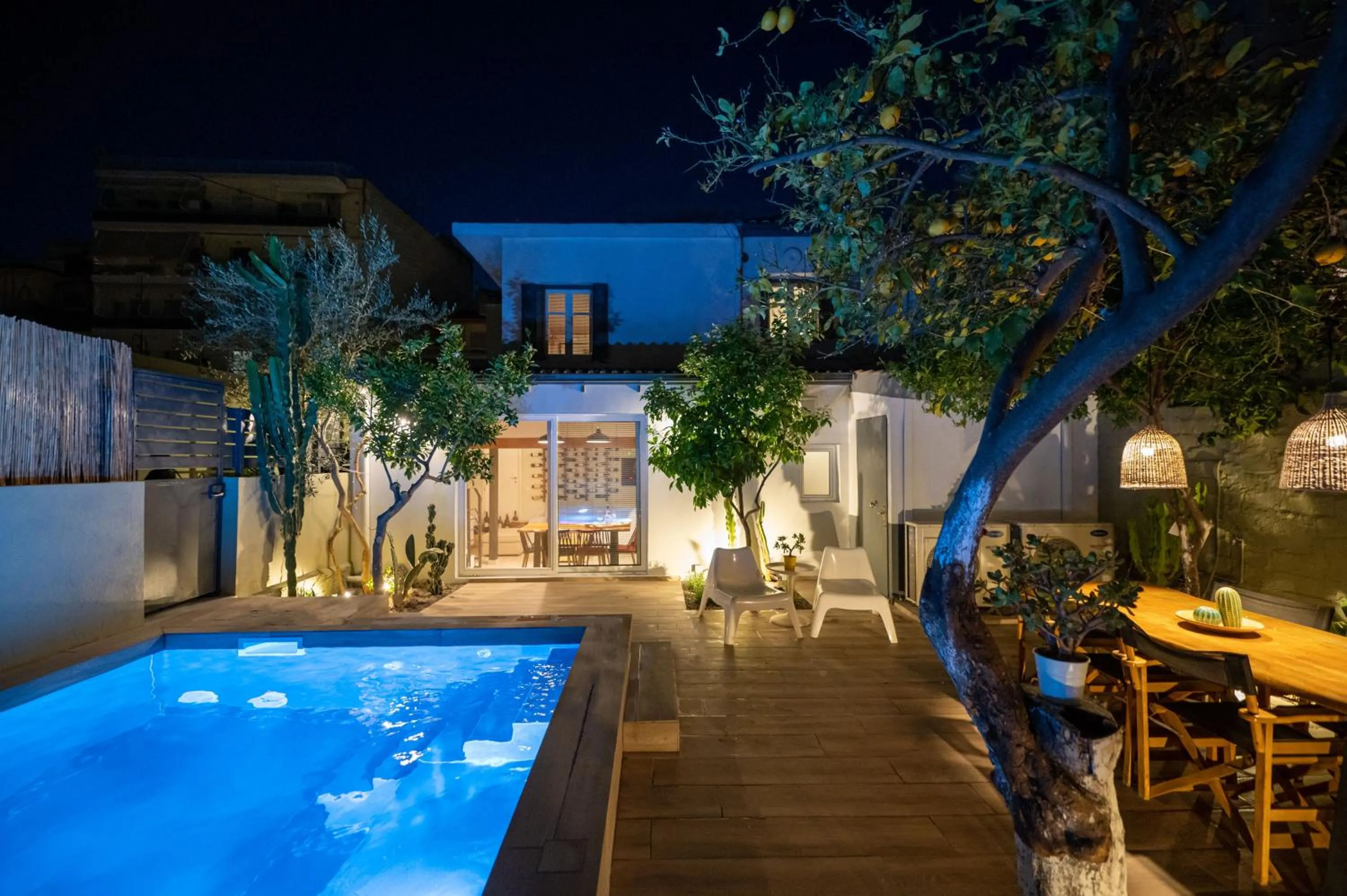 Swimming pool in City Cottage - Kalamata Villas