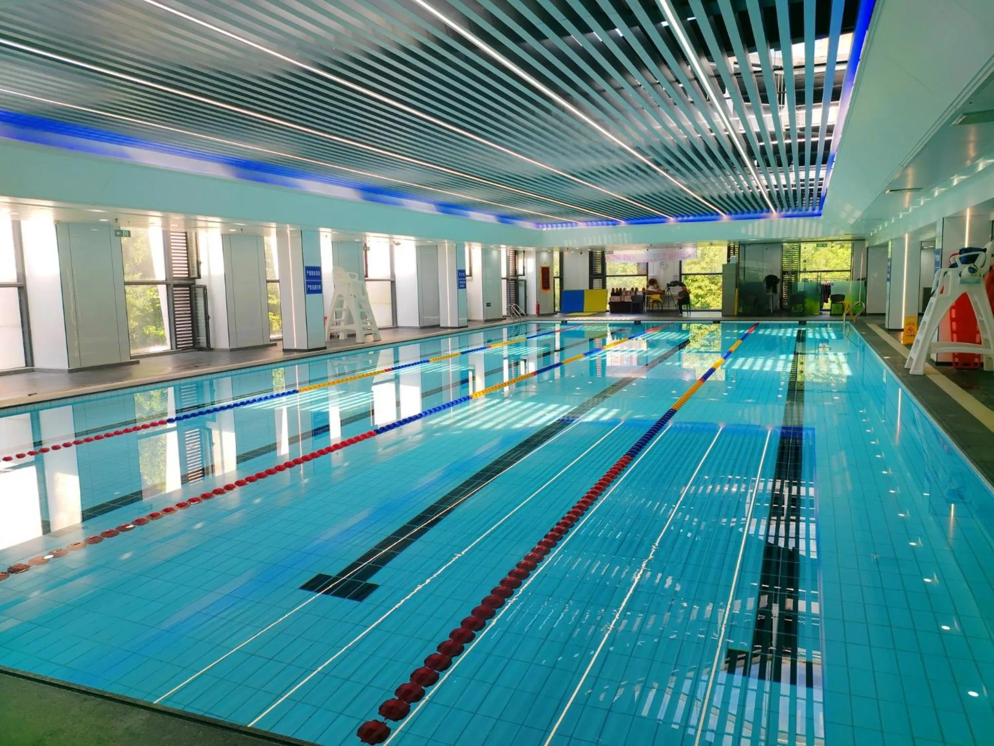 Swimming pool in Holiday Inn Express Beijing Wangjing Center by IHG