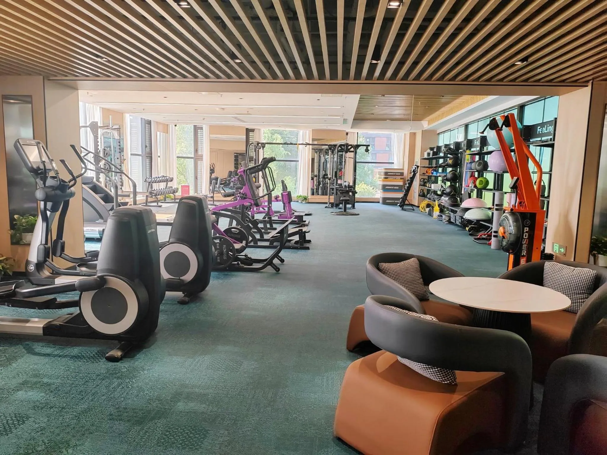 Fitness centre/facilities in Holiday Inn Express Beijing Wangjing Center by IHG