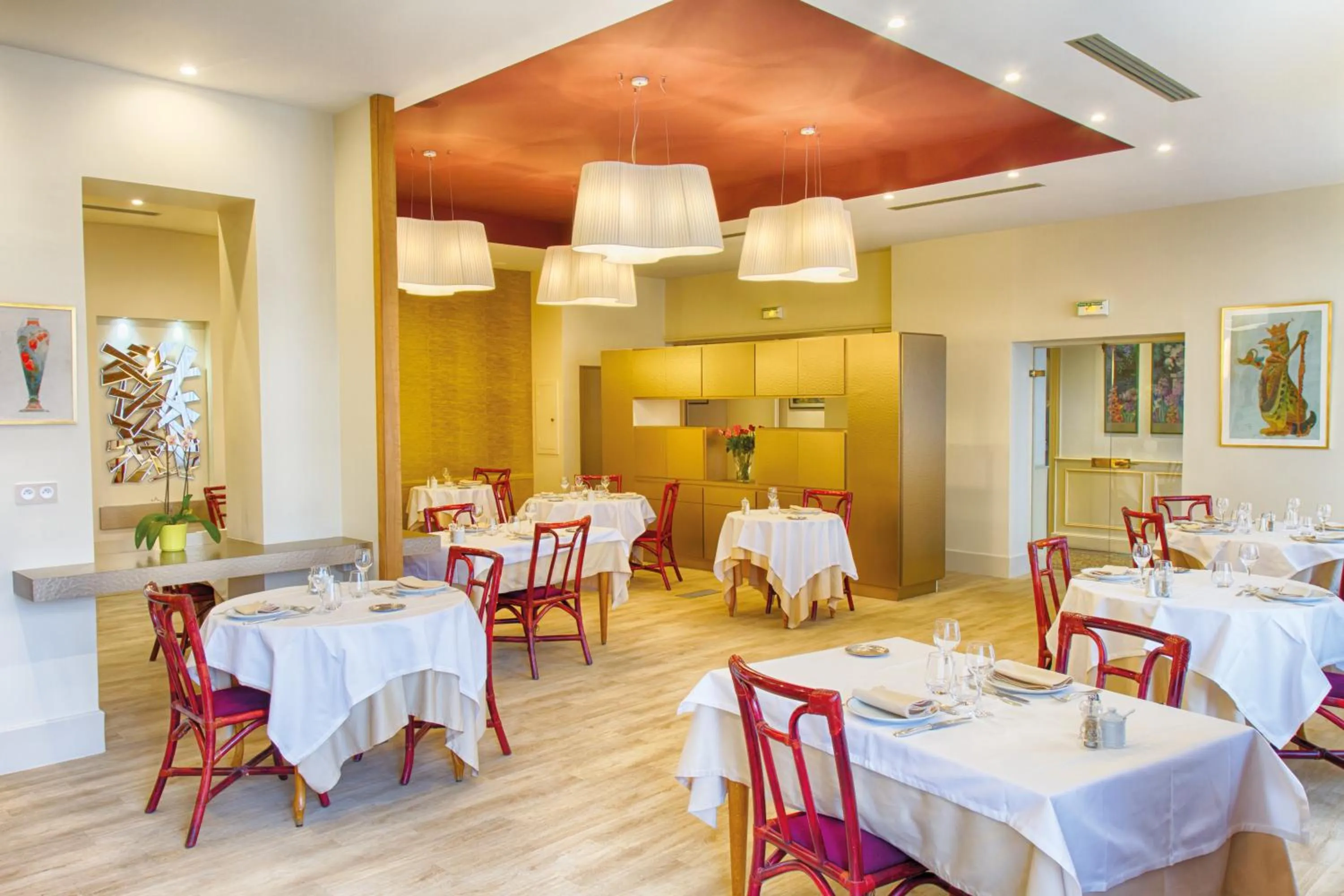 Restaurant/places to eat in Hotel Restaurant Le Parc