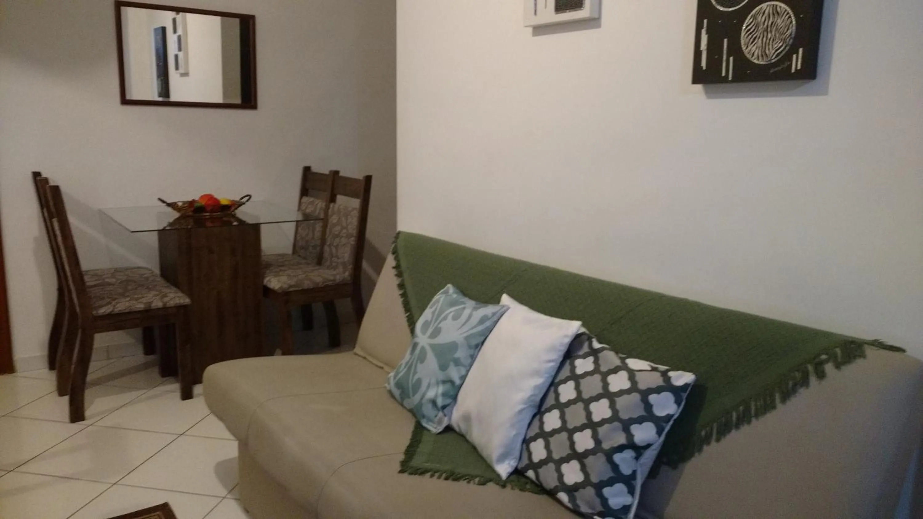 Communal lounge/ TV room in Apartamento Portal do Sol