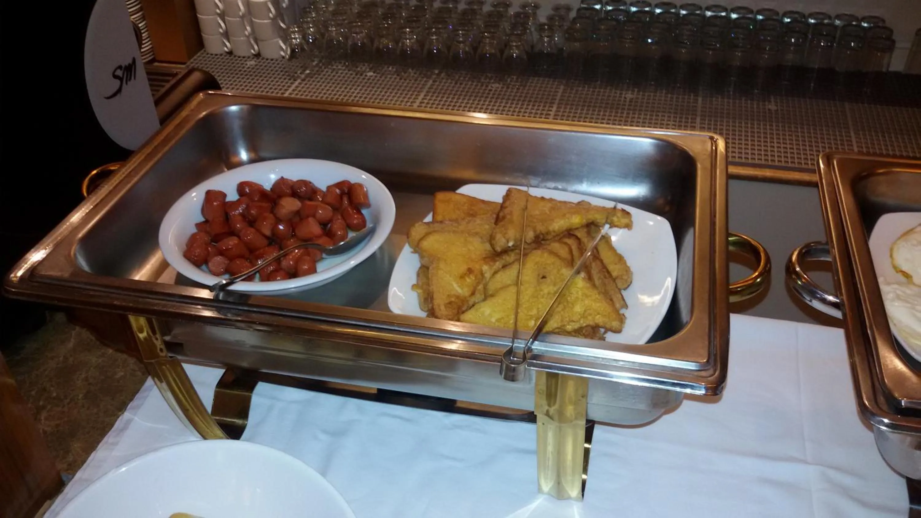 Food in Dovitel Boutique Hotel