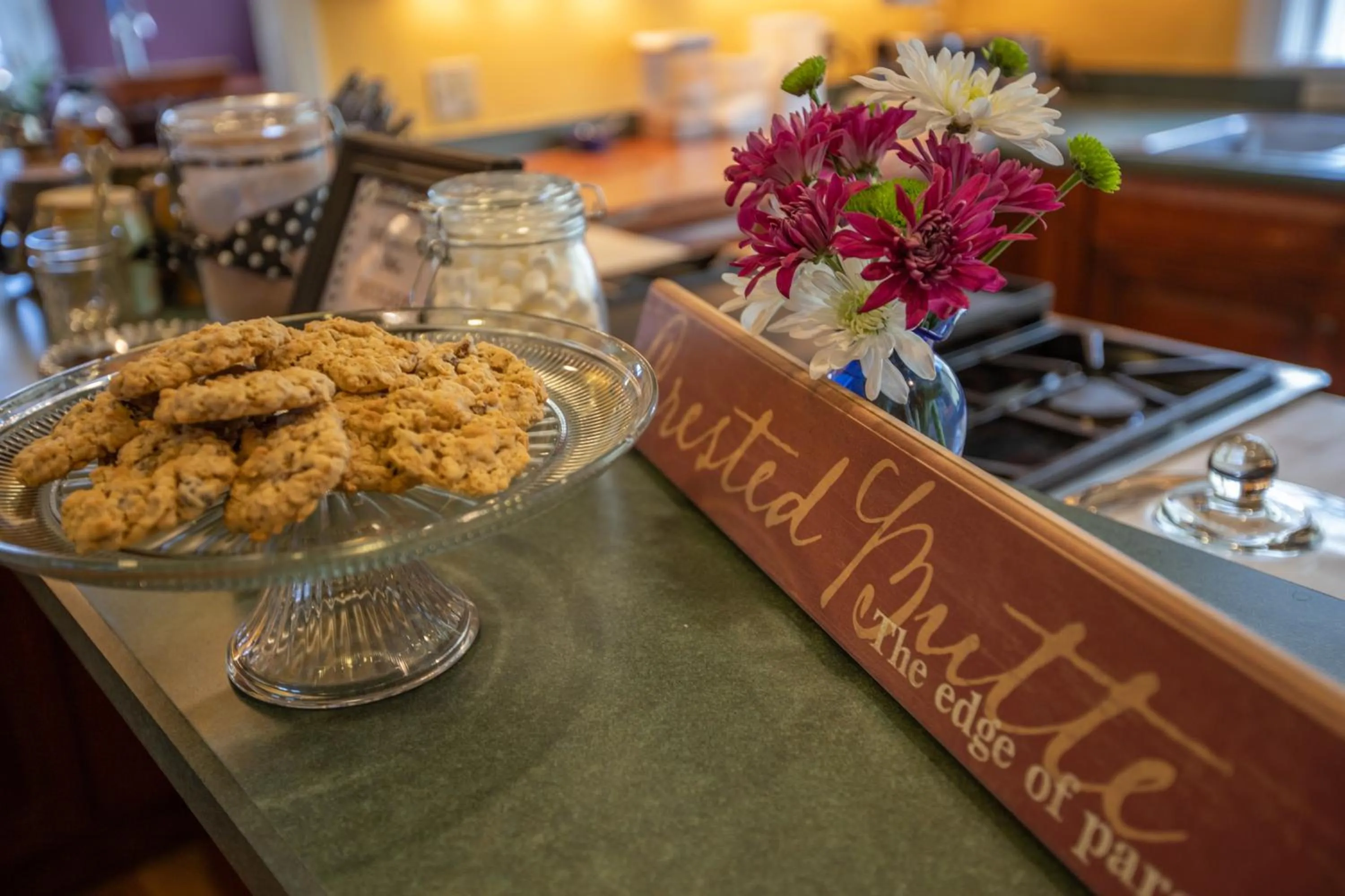 Food and drinks in Purple Mountain Bed & Breakfast & Spa