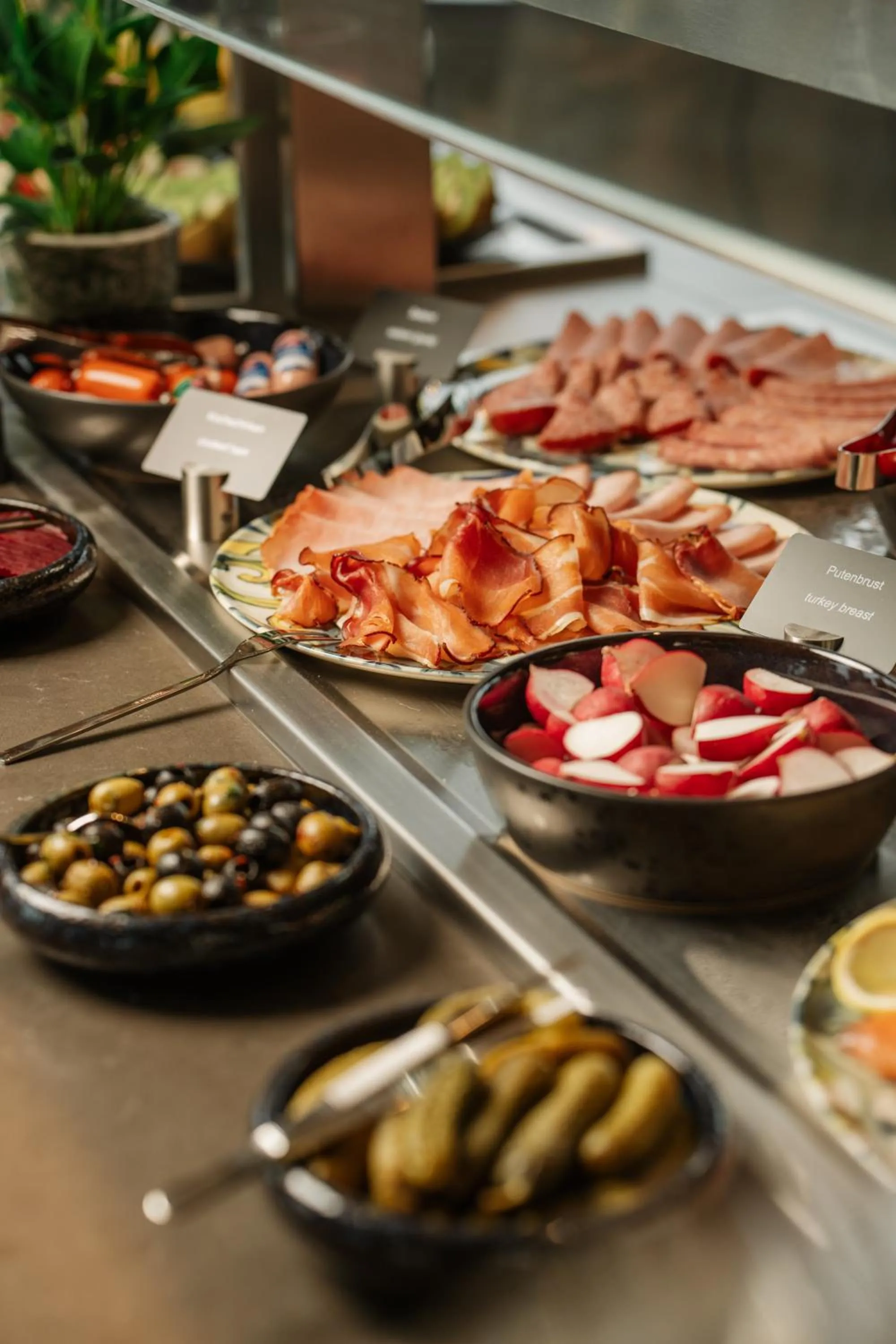 Breakfast in Radisson Blu Hotel Frankfurt