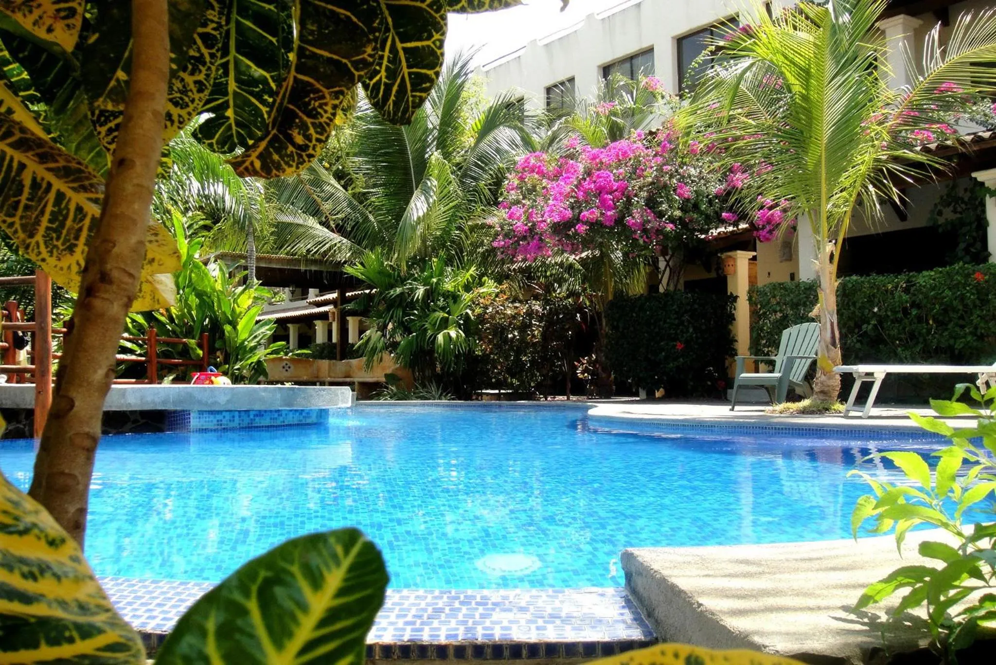 Patio in Tropical Gardens Suites and Apartments