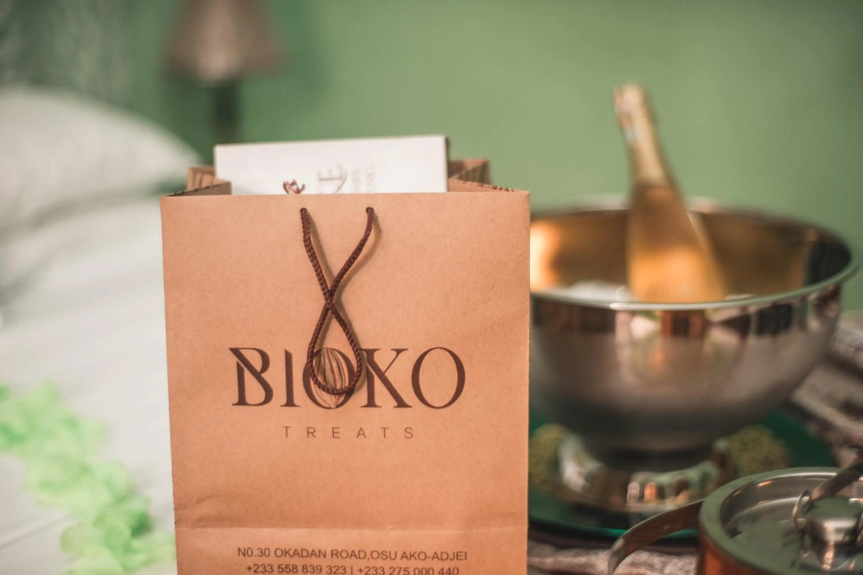 Food and drinks in Jesiwa B's Little Palace