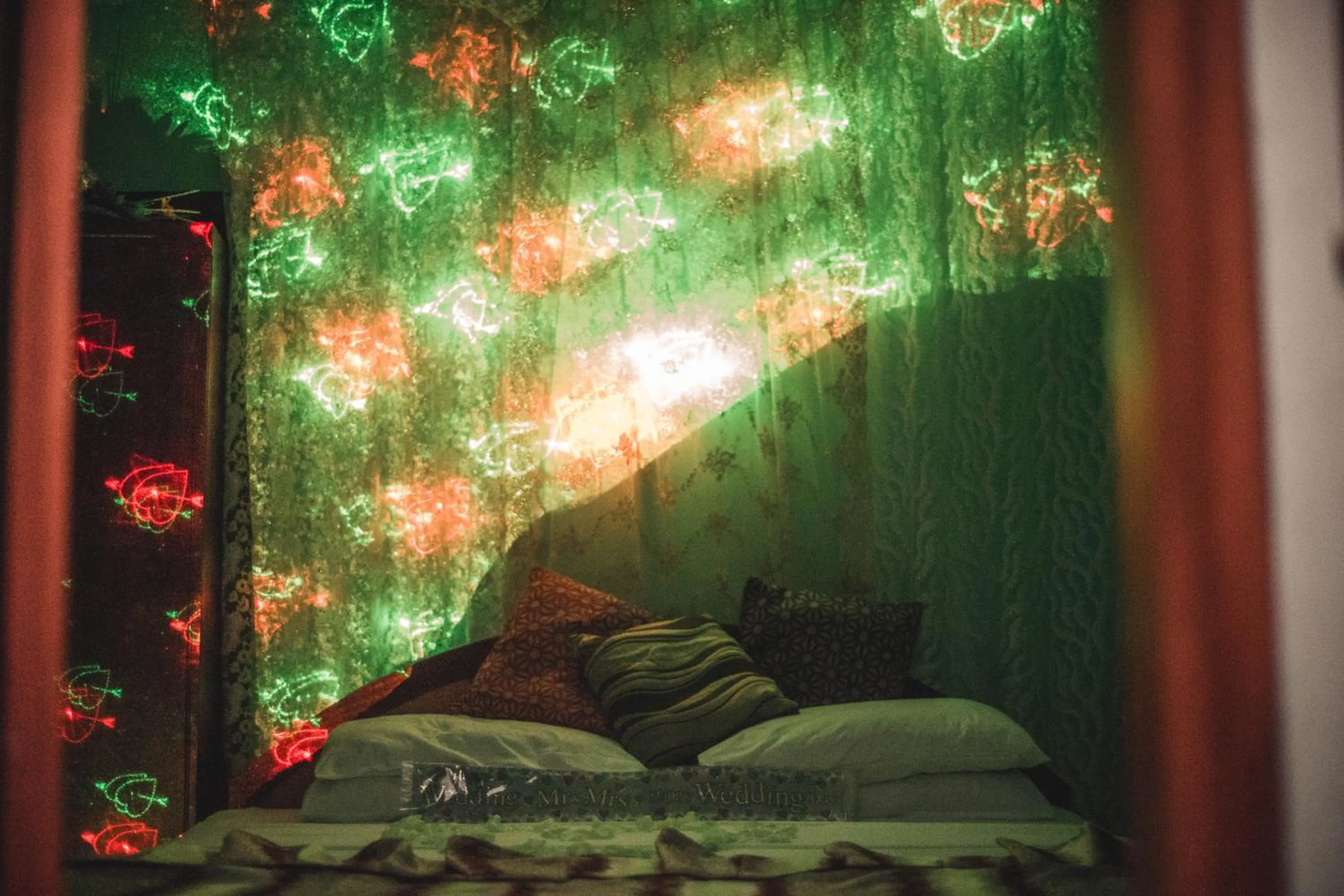 Decorative detail, Bed in Jesiwa B's Little Palace