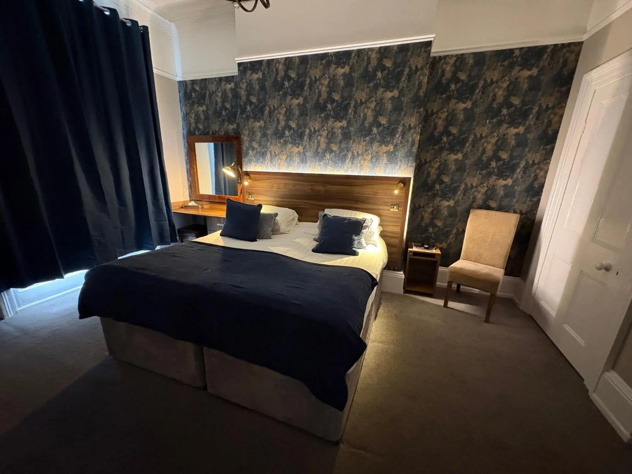 Bedroom, Bed in Hedley House Hotel & Apartments