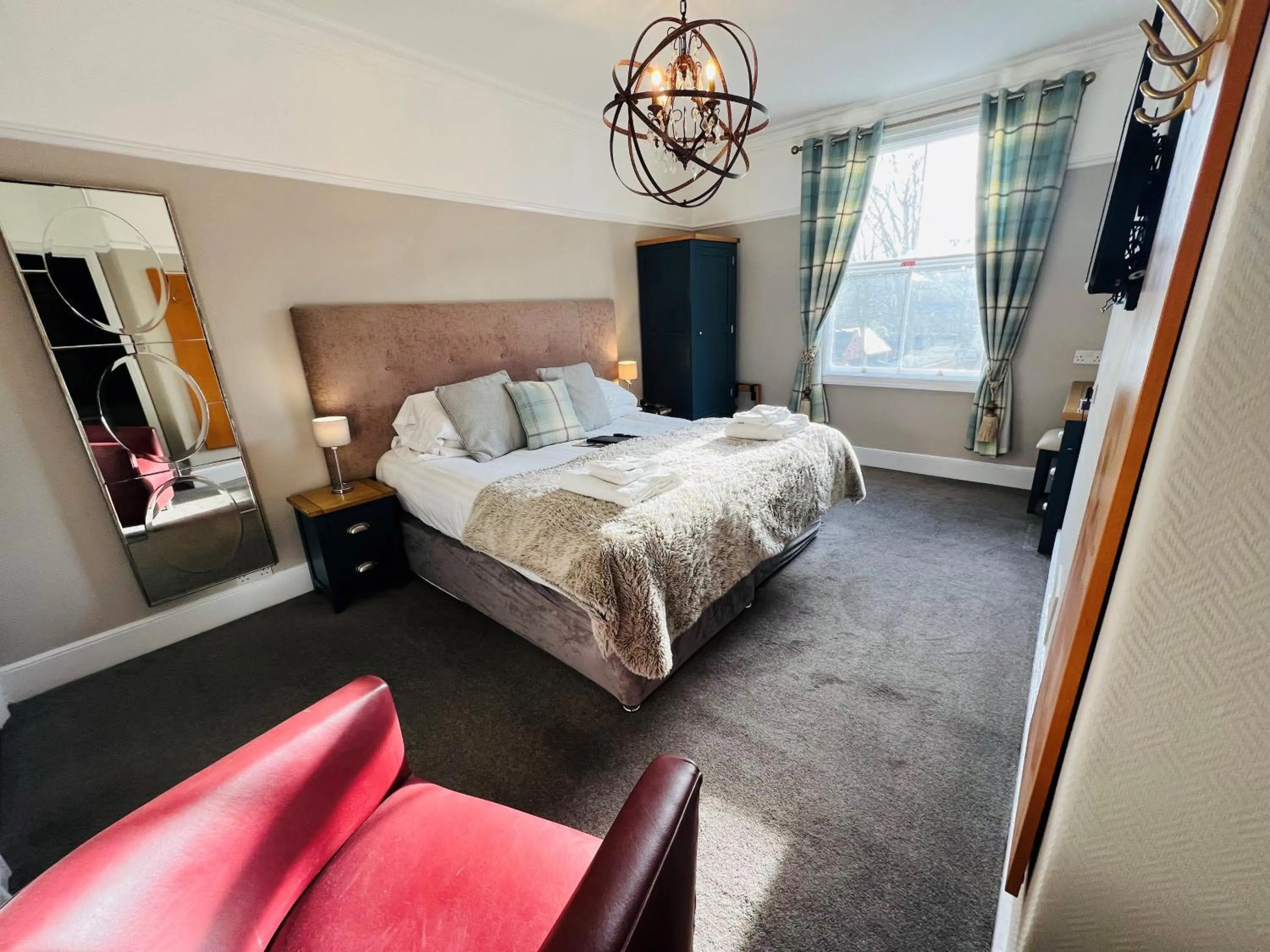 Bed in Hedley House Hotel & Apartments