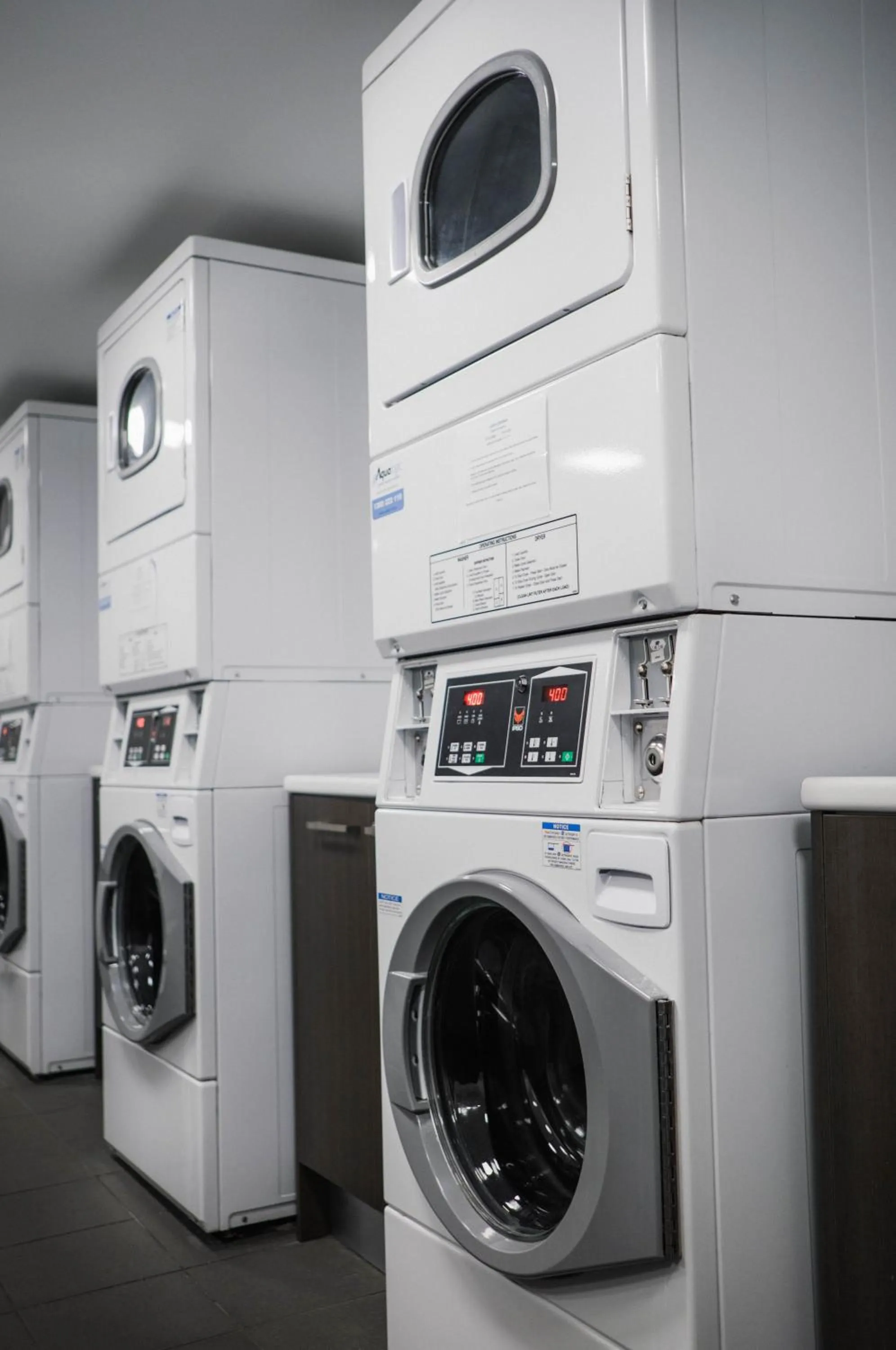 Property building in Studio 8 Residences - Adults Only