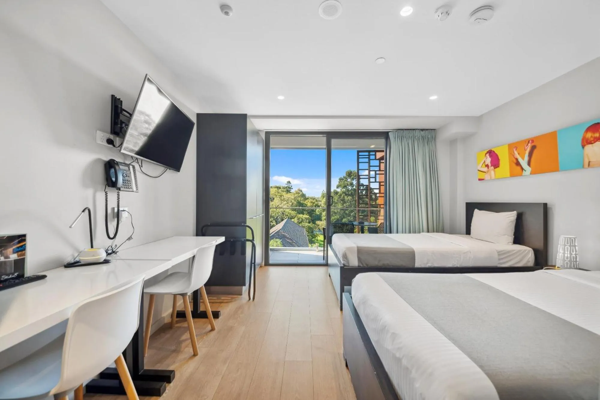 Photo of the whole room, Bed in Studio 8 Residences - Adults Only