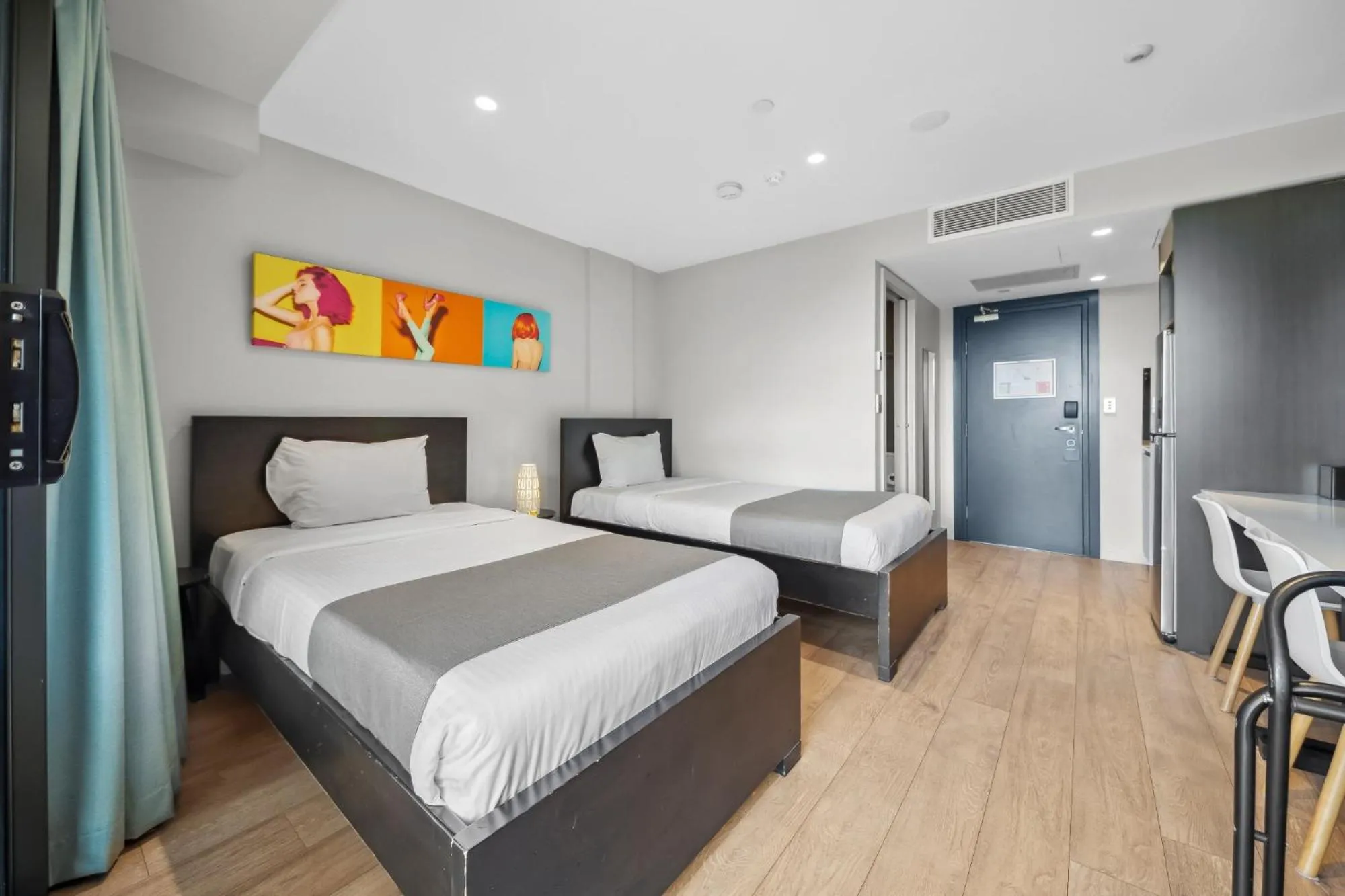 Photo of the whole room, Bed in Studio 8 Residences - Adults Only