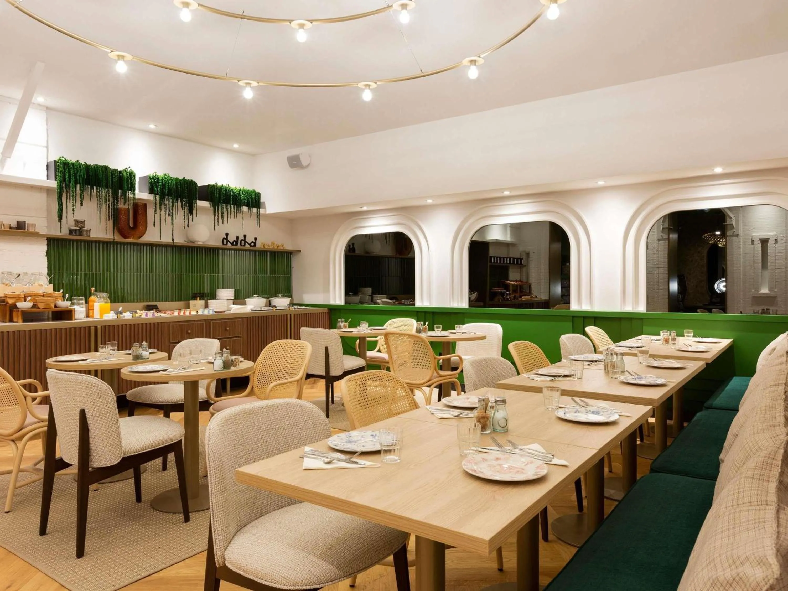 Breakfast in Hotel Les Capitouls Toulouse Centre - Handwritten Collection