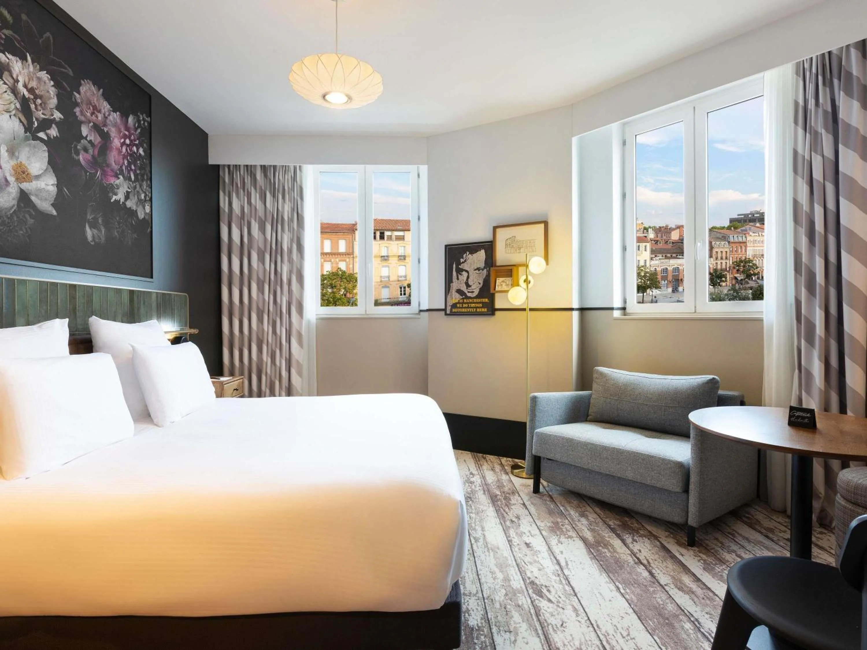 Bedroom, Bed in Hotel Les Capitouls Toulouse Centre - Handwritten Collection