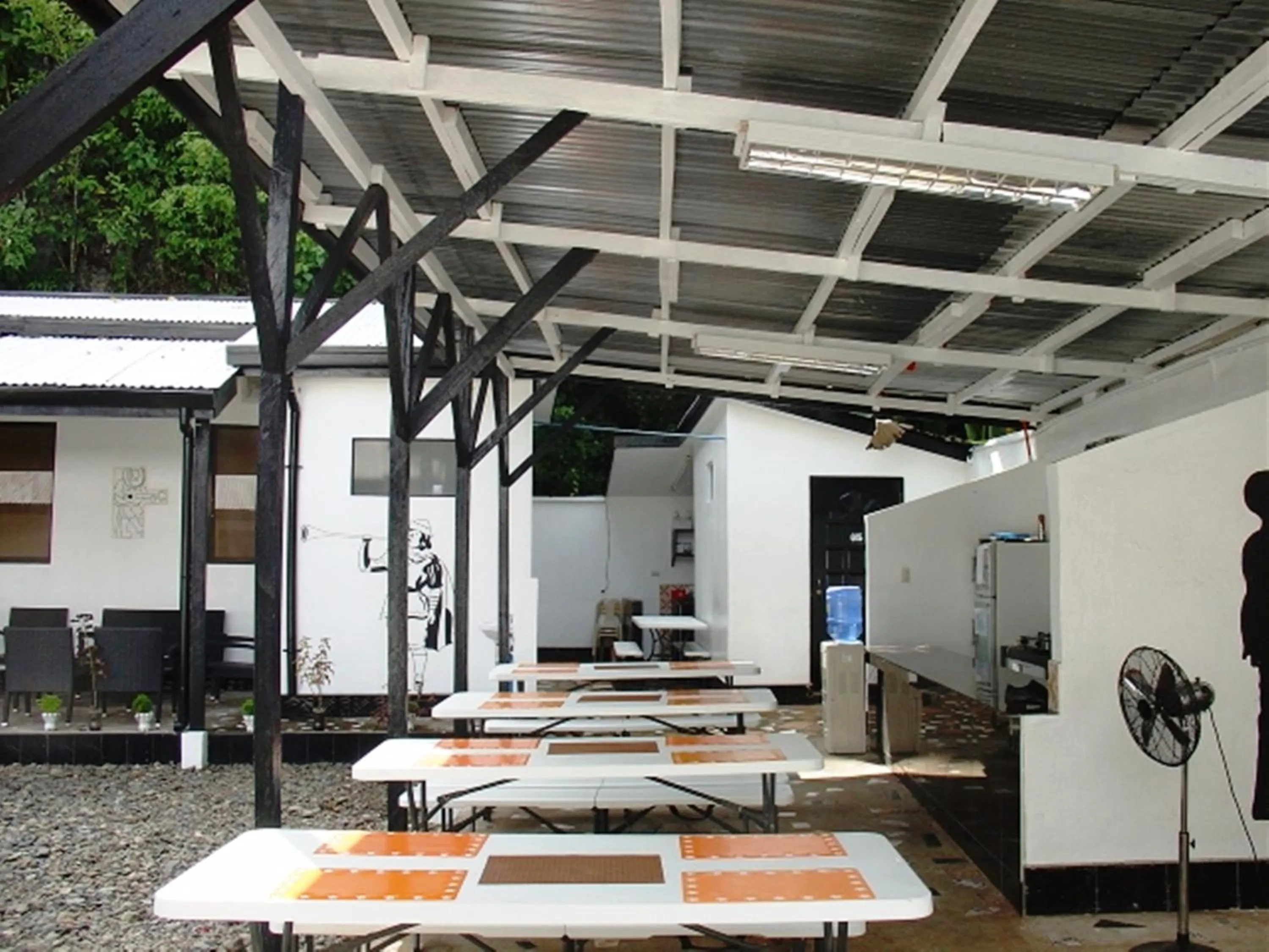 Other in RedDoorz @ Western Highway Lodge Hotel