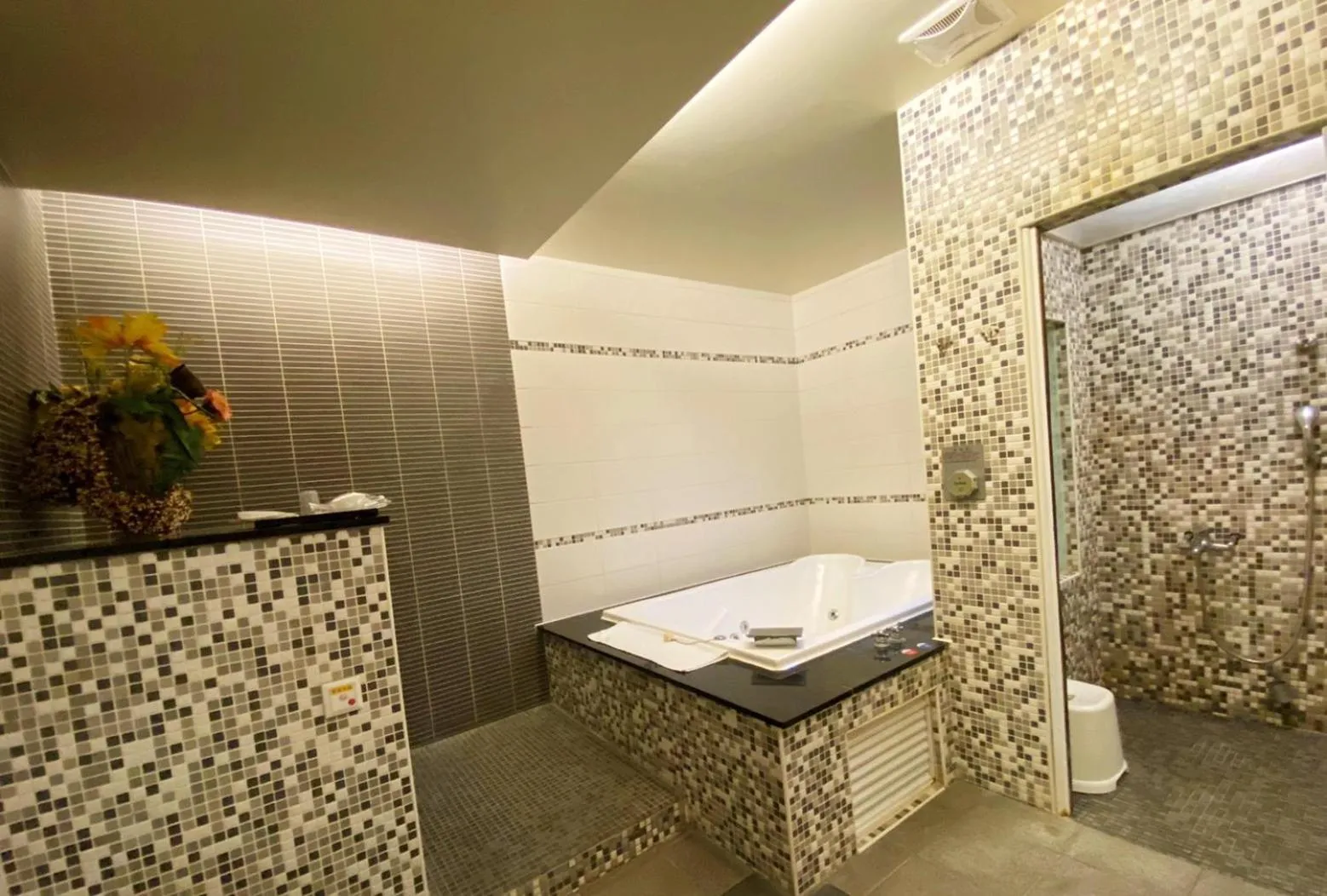 Bathroom in Hua Xiang Motel