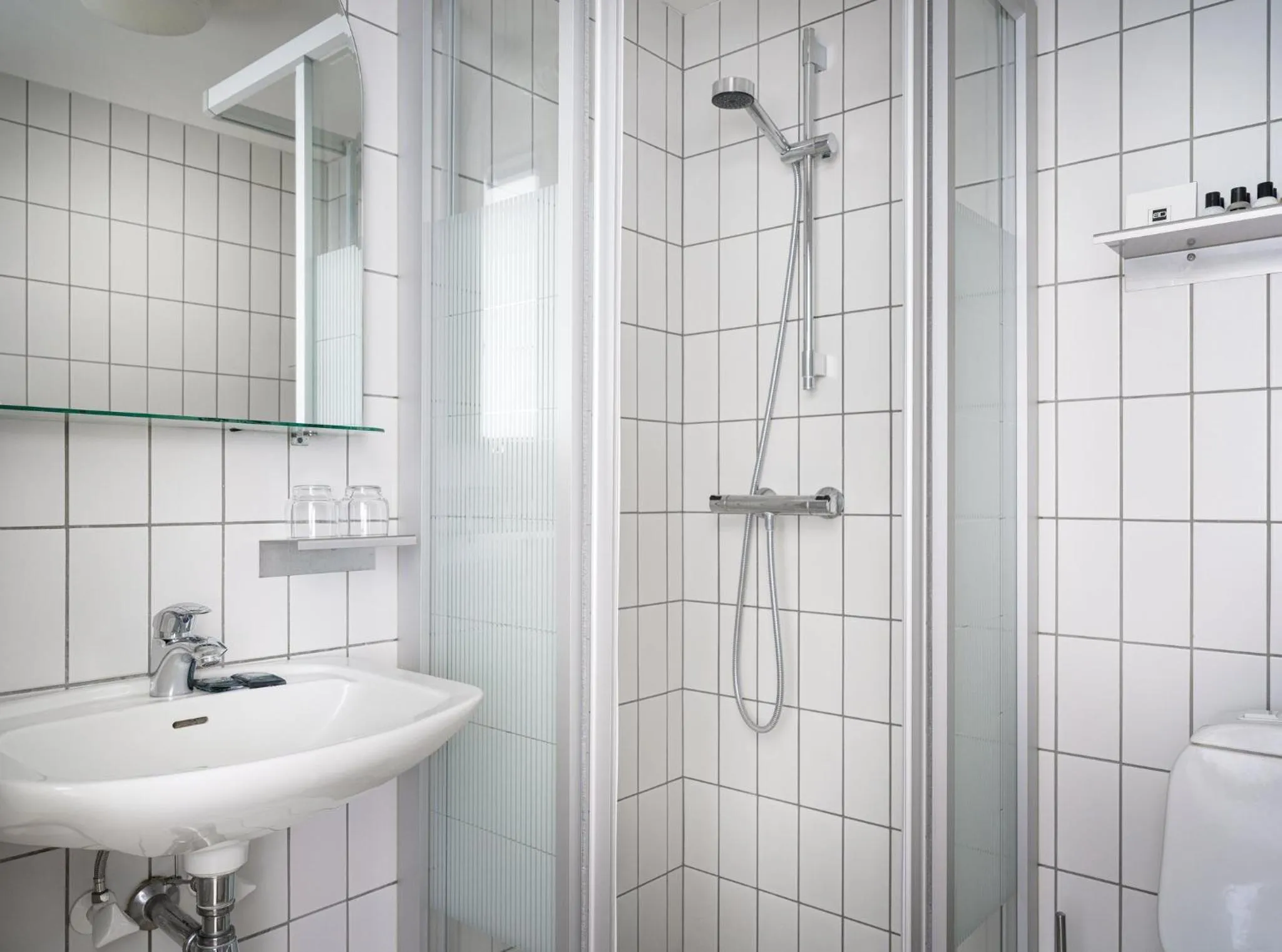 Bathroom in Hotel Kea by Keahotels