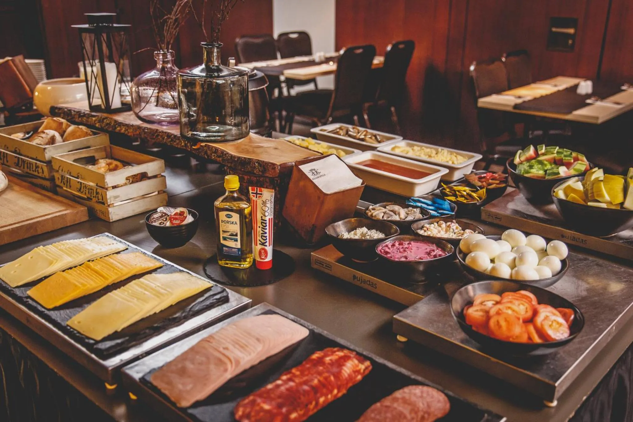 Buffet breakfast in Hotel Kea by Keahotels