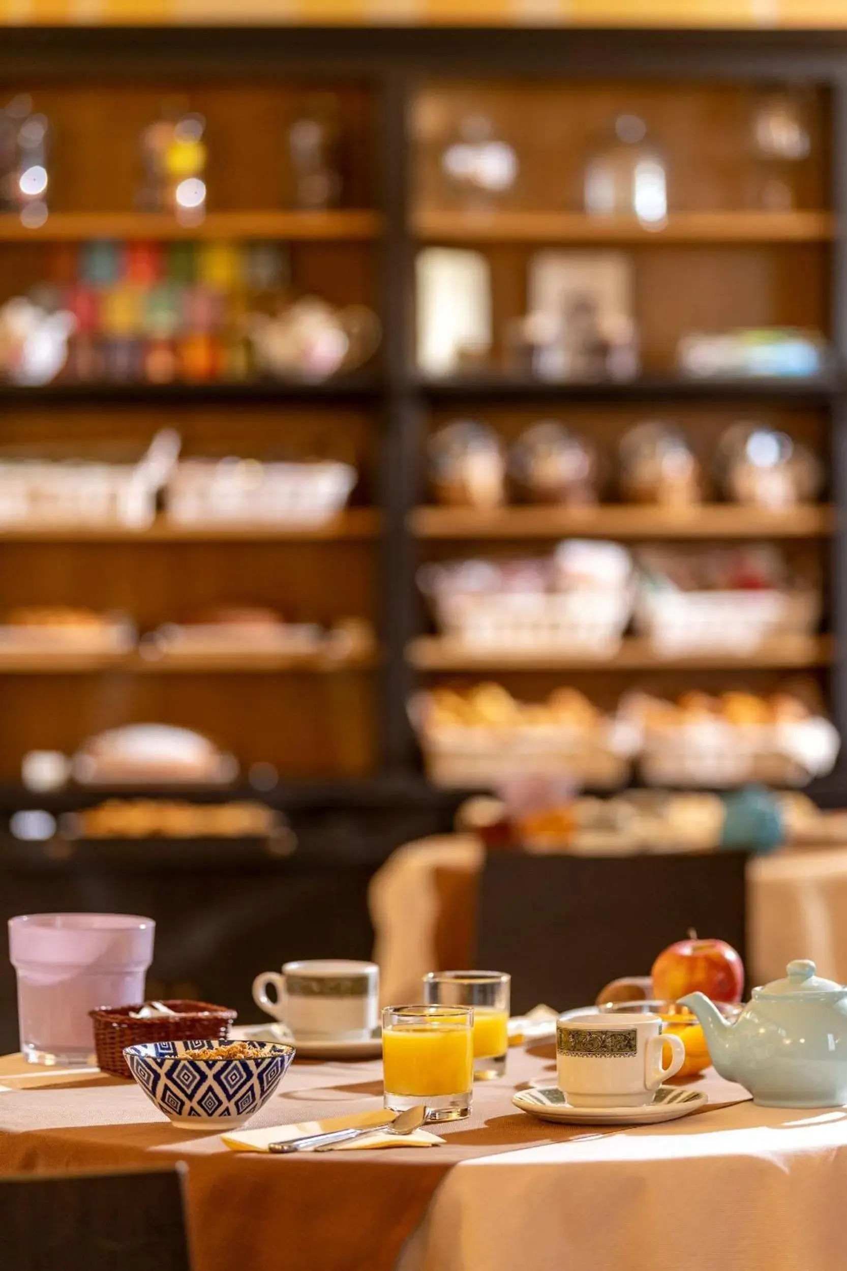 Superior Single Room in Hotel Ambasciatori Superior Single Room in Hotel Ambasciatori