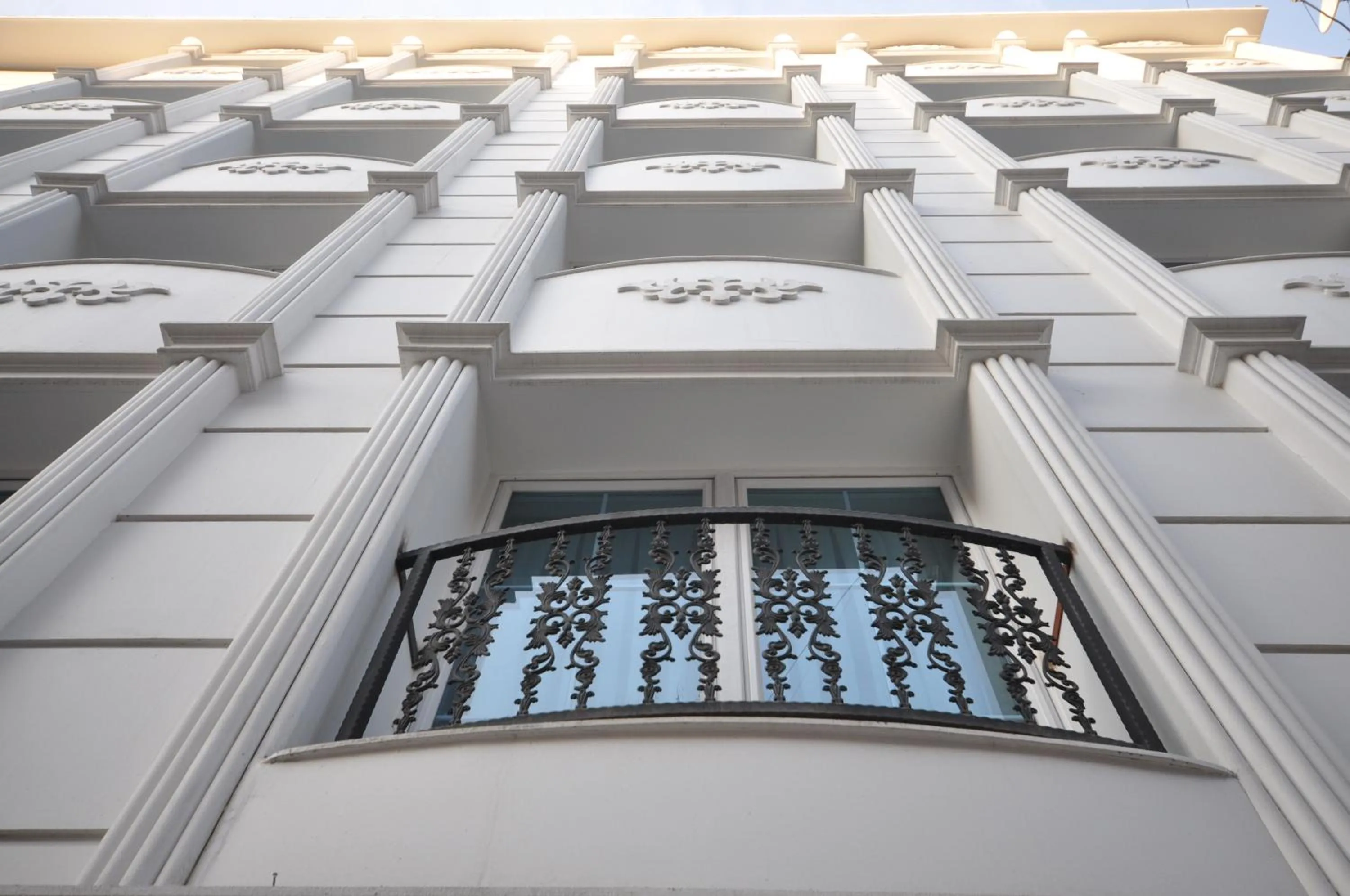 Facade/entrance in Double Comfort Hotel