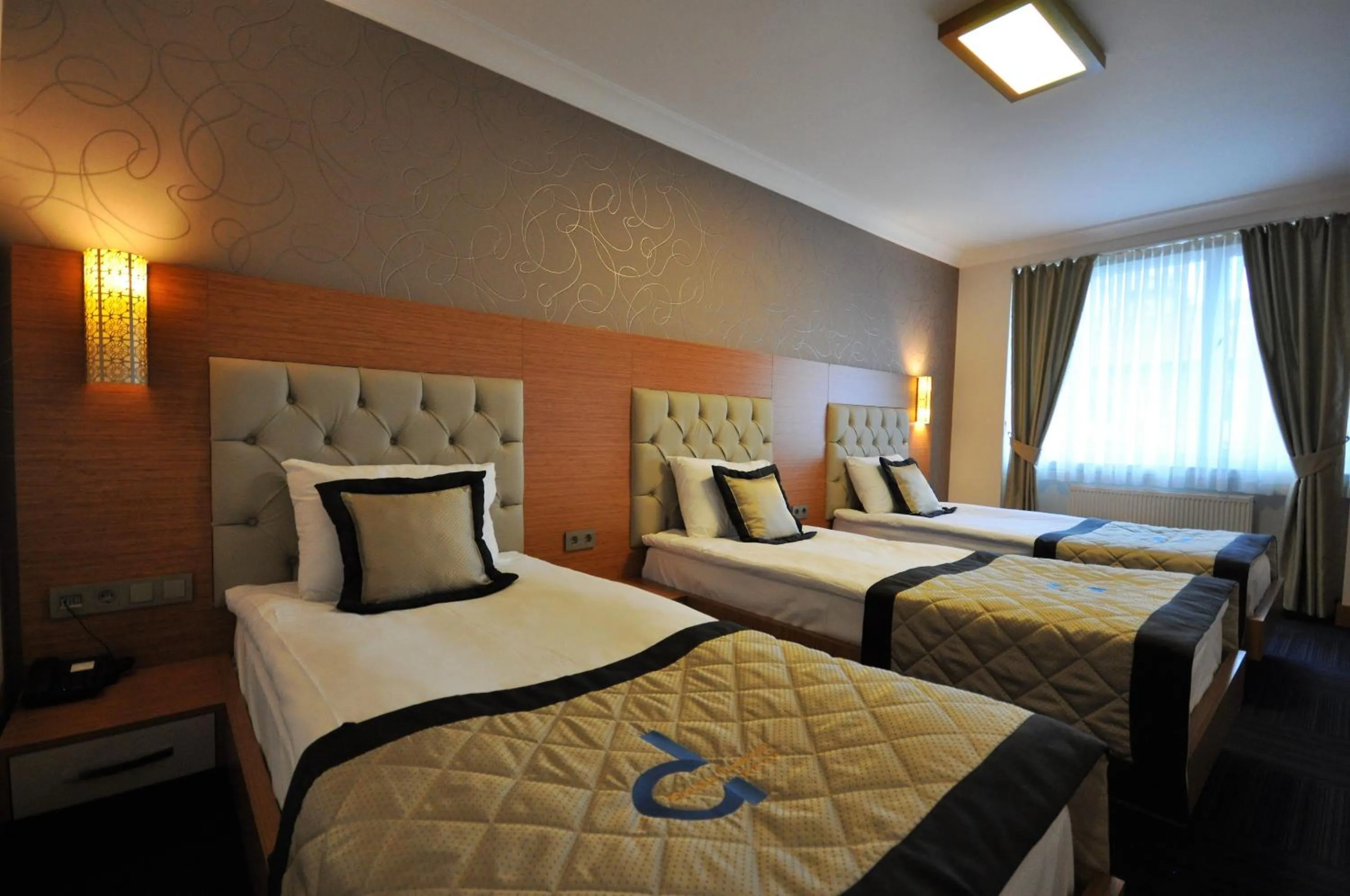 Photo of the whole room, Bed in Double Comfort Hotel