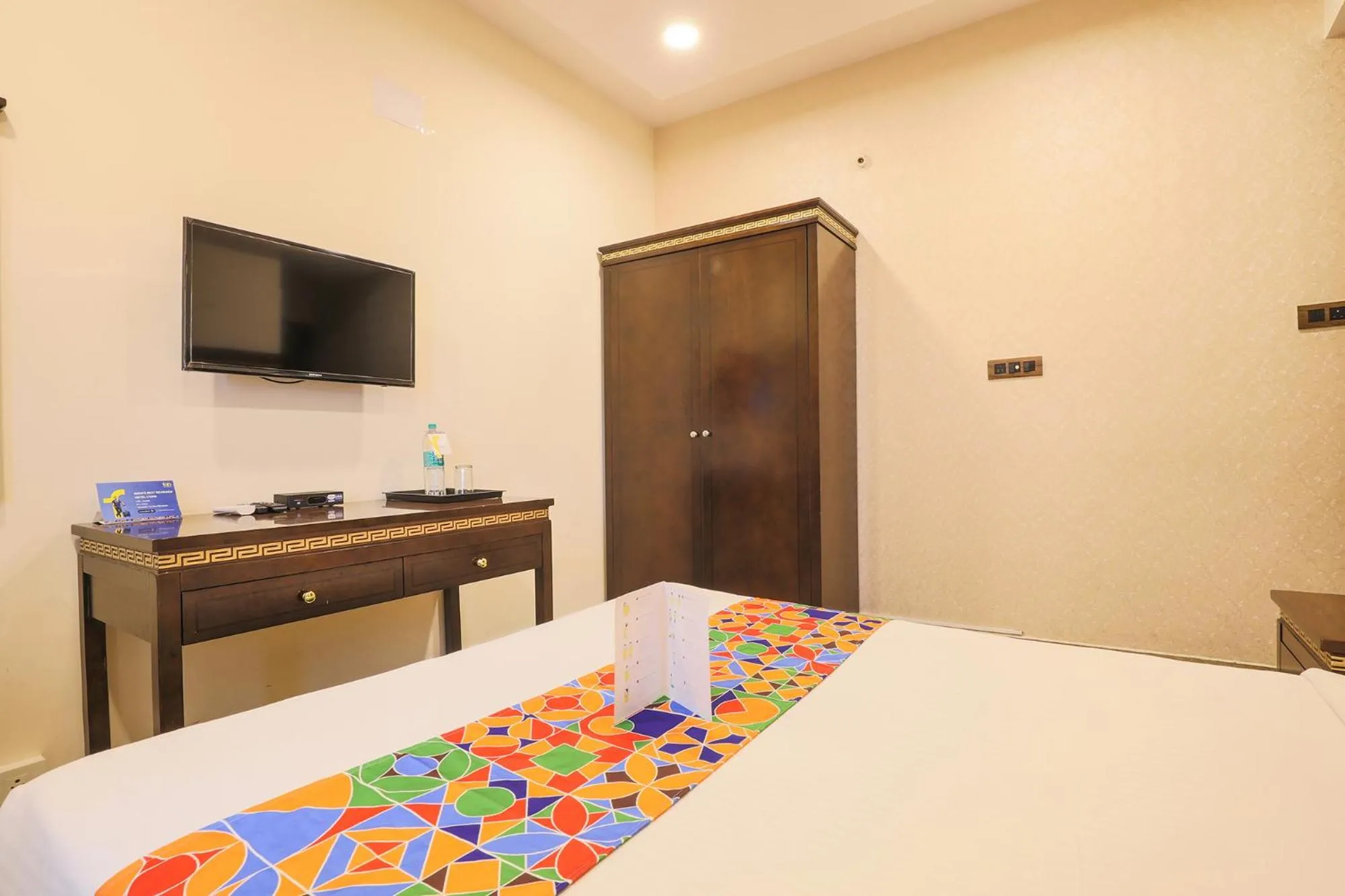 Bedroom, Bed in FabHotel Frazer Suites - Nr Bangalore Cantt Railway Station