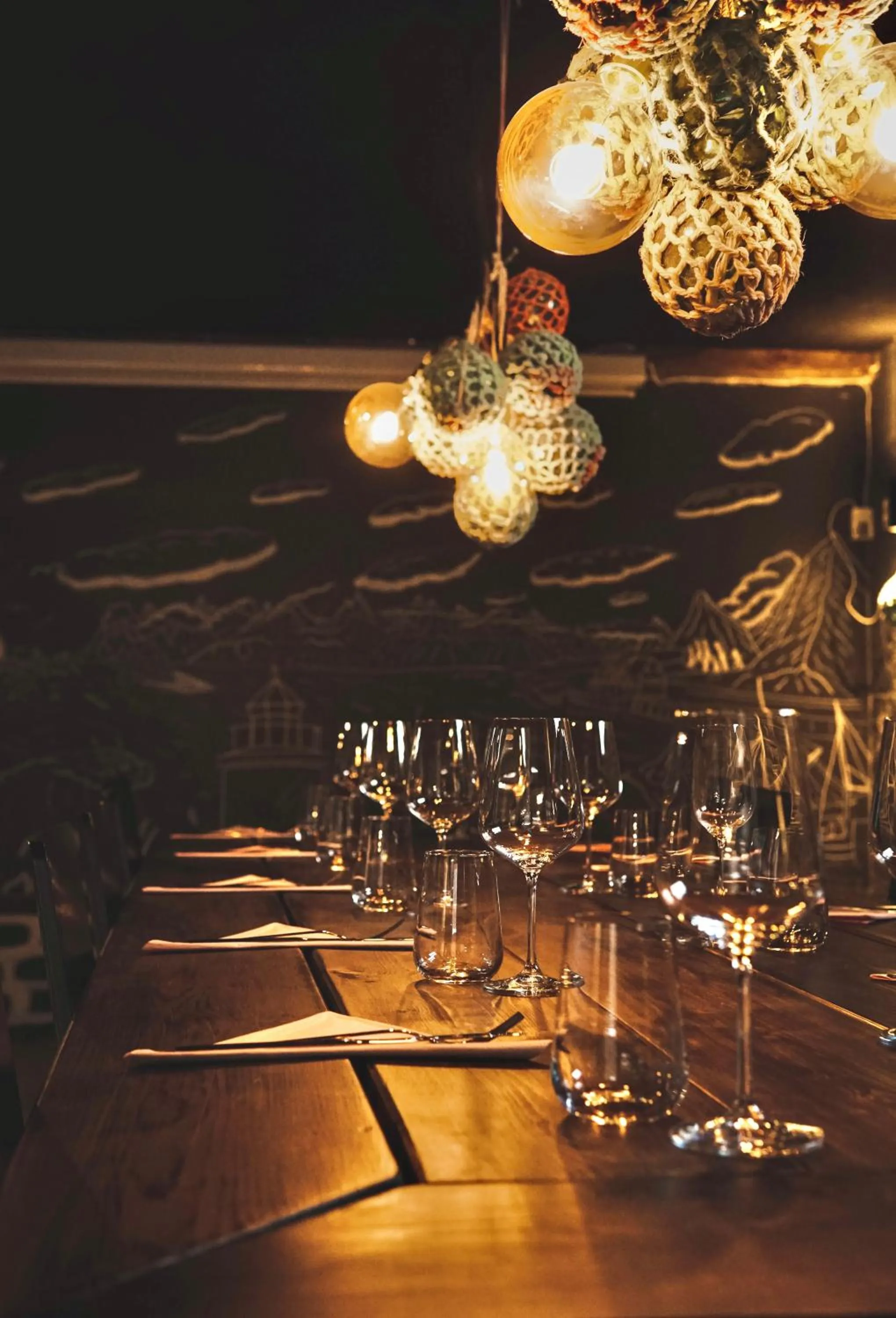 Restaurant/places to eat in Lofoten Apartments