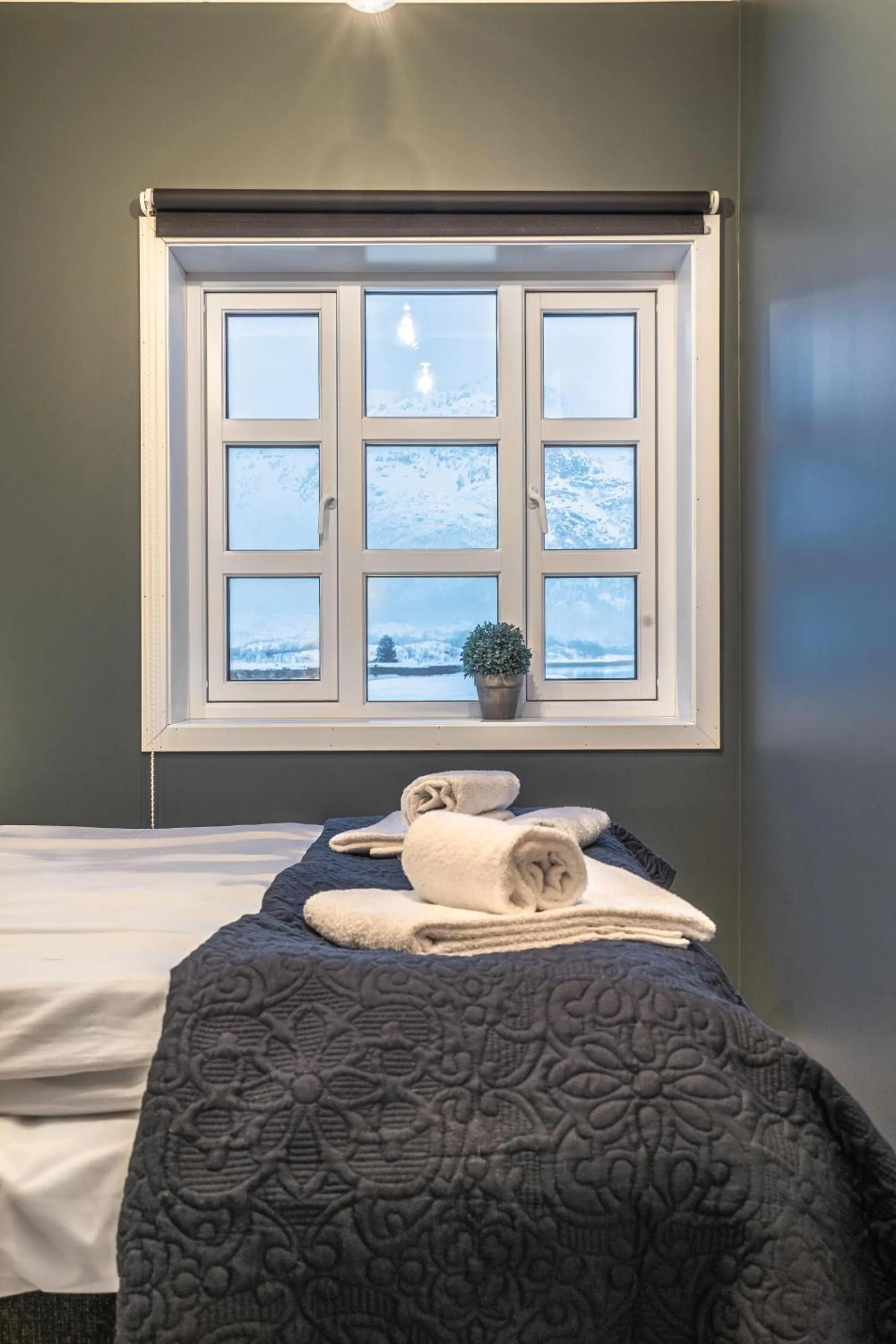 Spa and wellness centre/facilities, Bed in Lofoten Apartments
