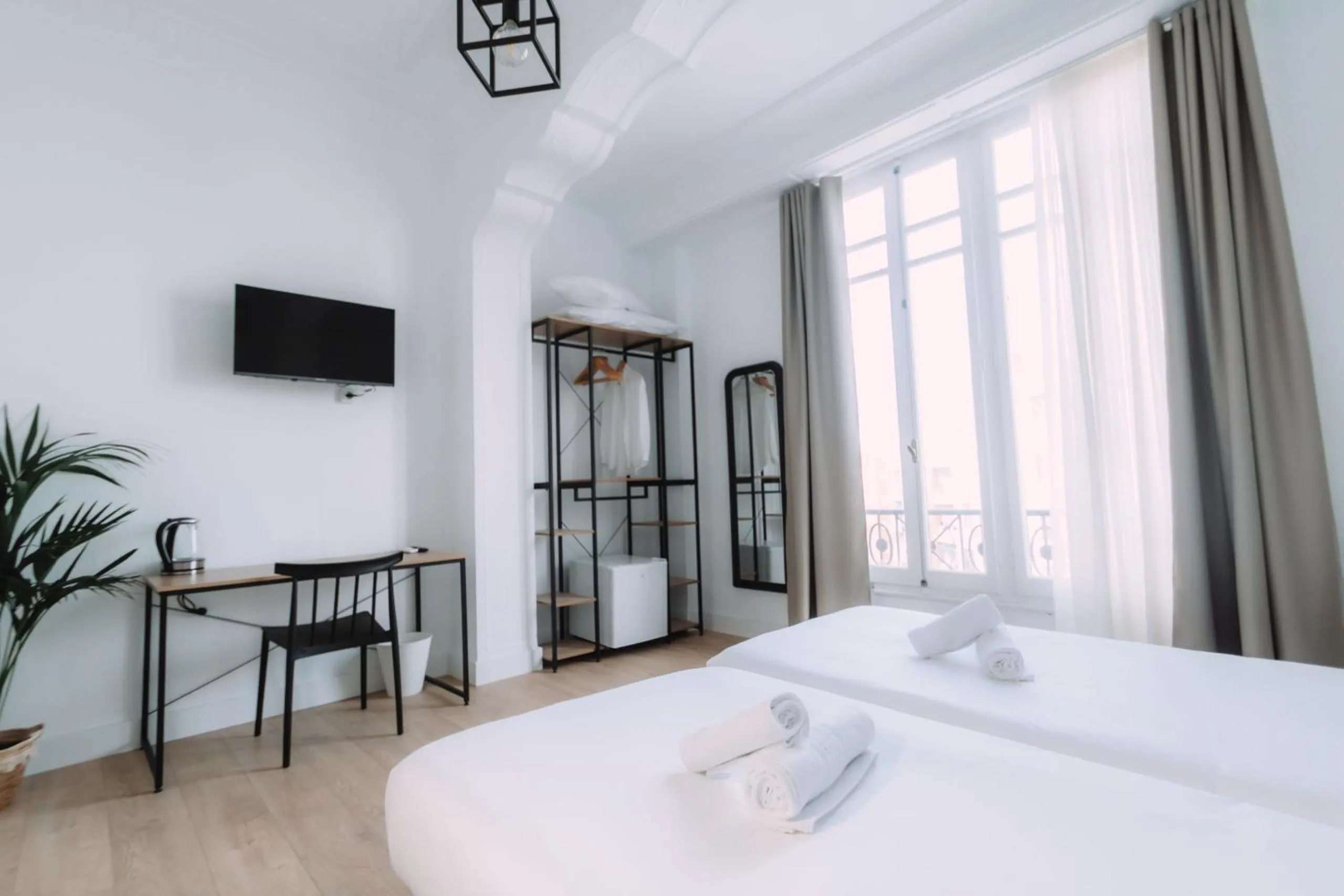 Bed in Concept Rooms