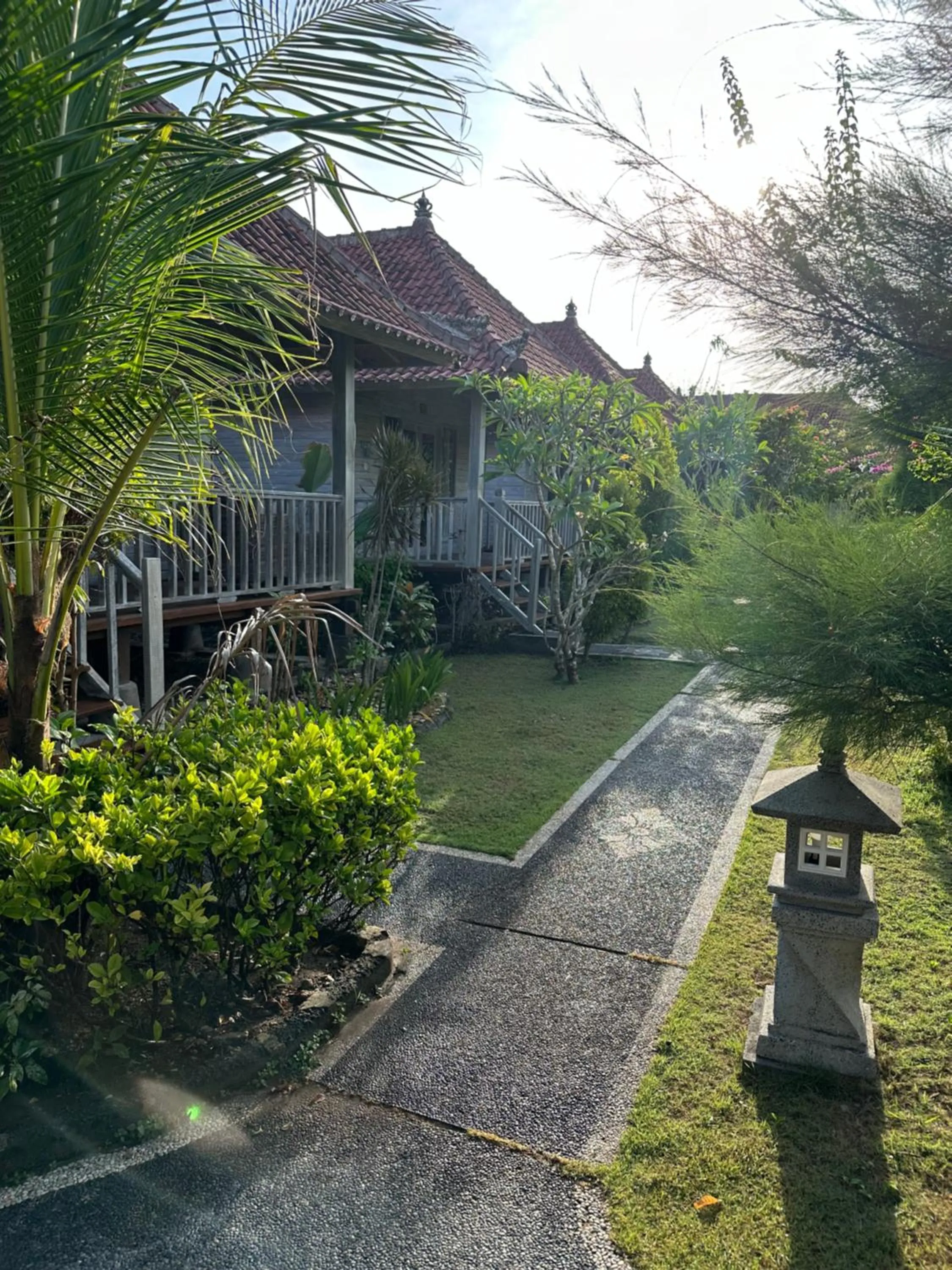 Property building in The Niti Hut's Lembongan