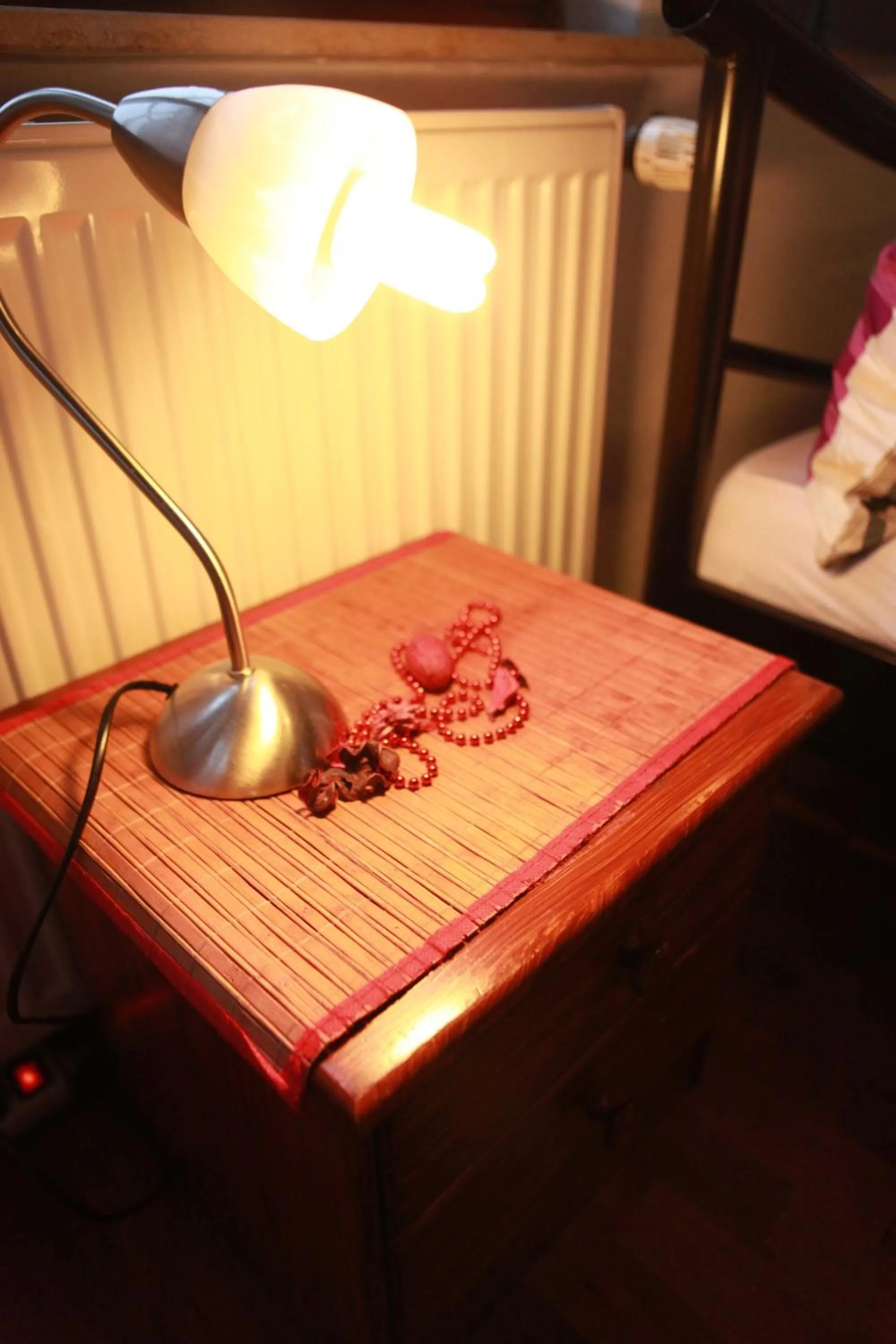 Decorative detail, Bed in Haus Enteresan