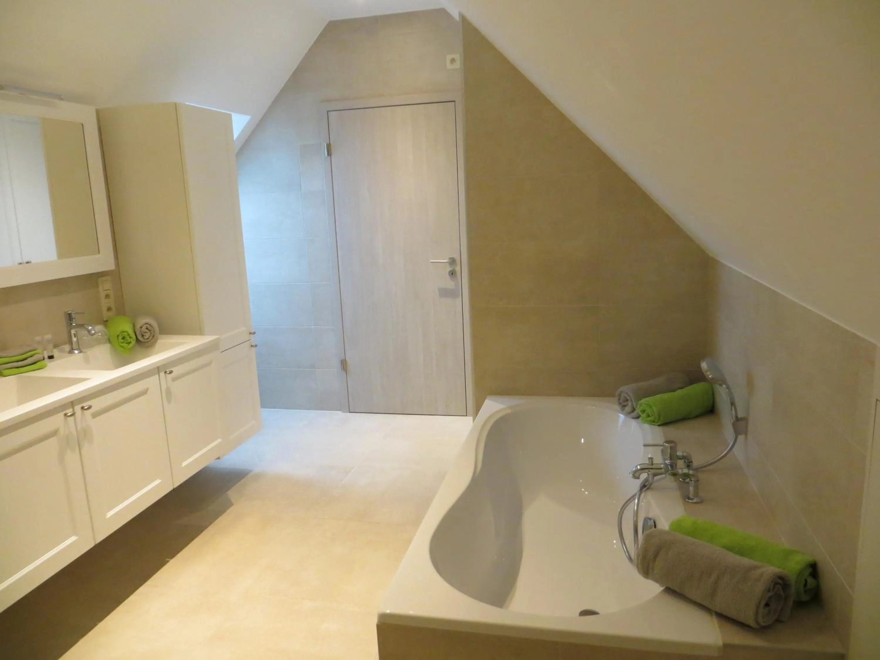 Bathroom in B&B 't Hannonshof