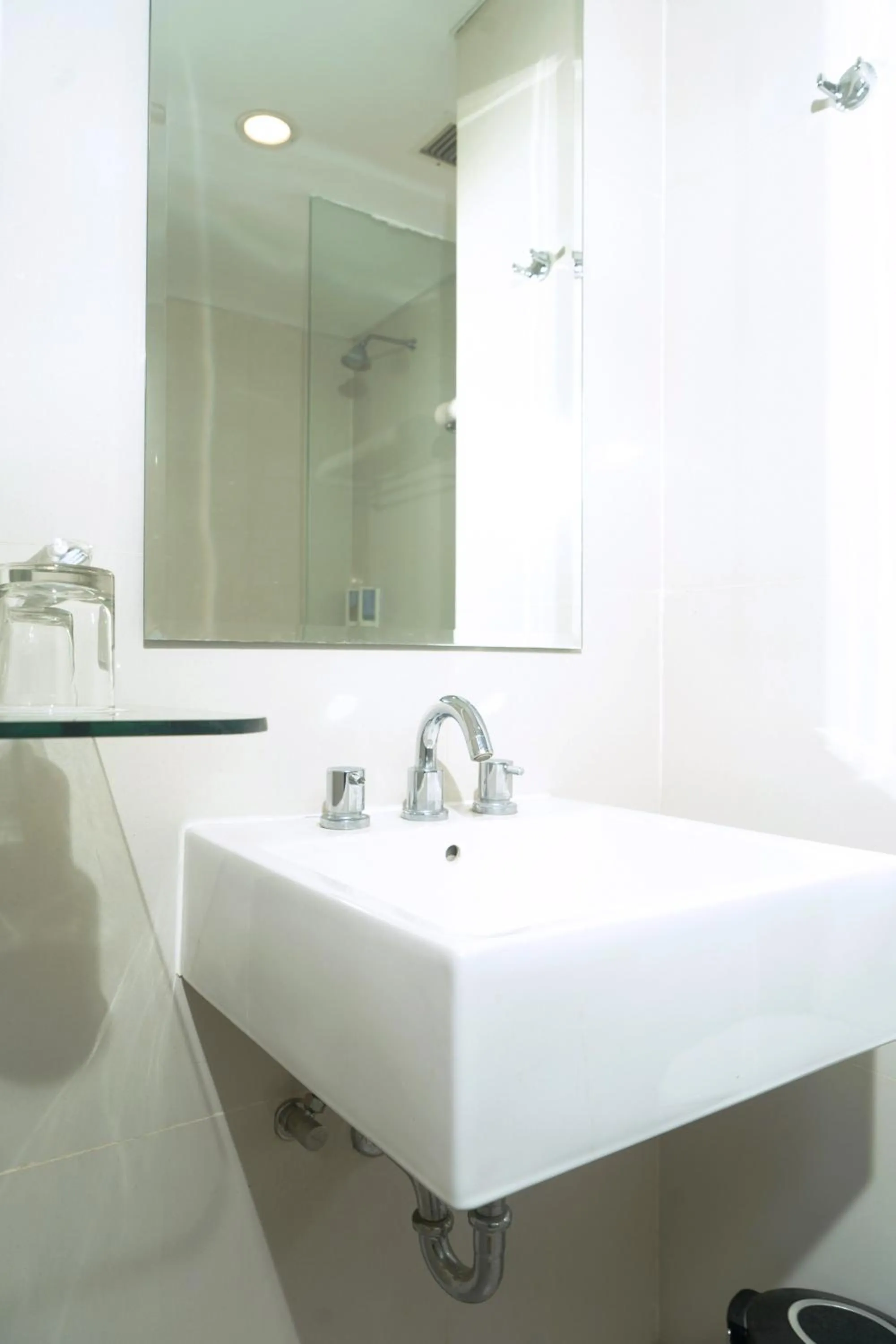 Bathroom in Amaris Hotel Serang