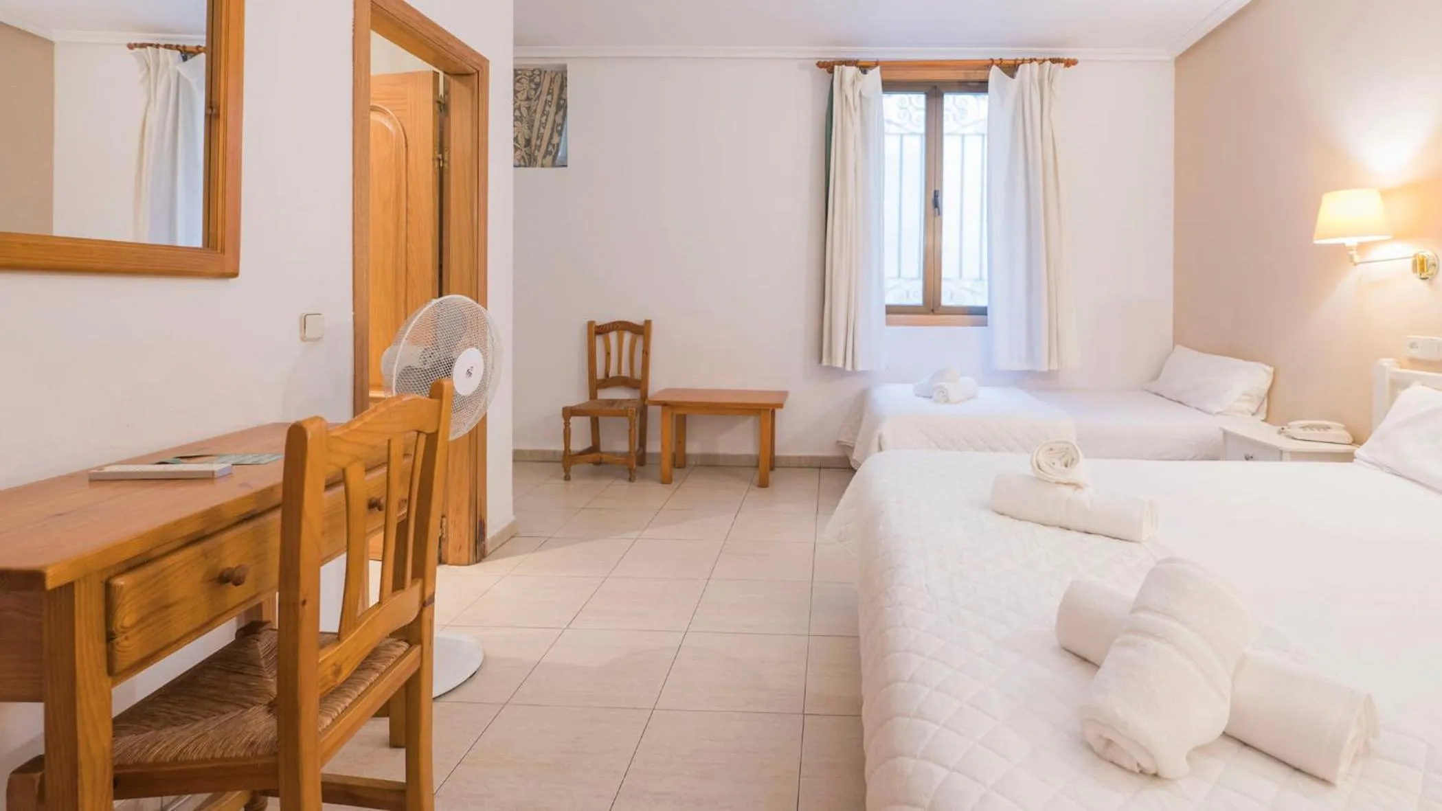 Bed in Hostal Centro