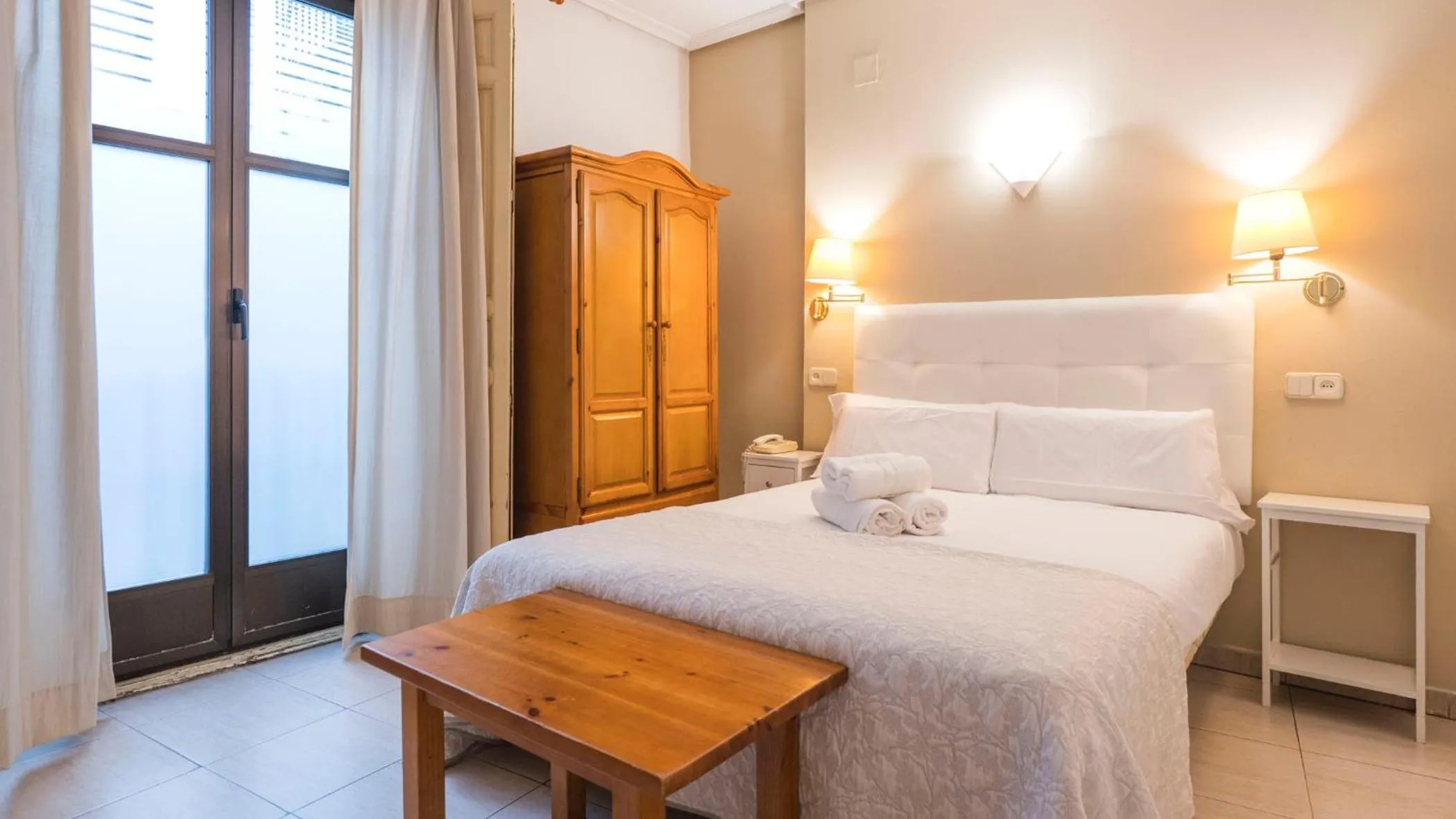 Bed in Hostal Centro