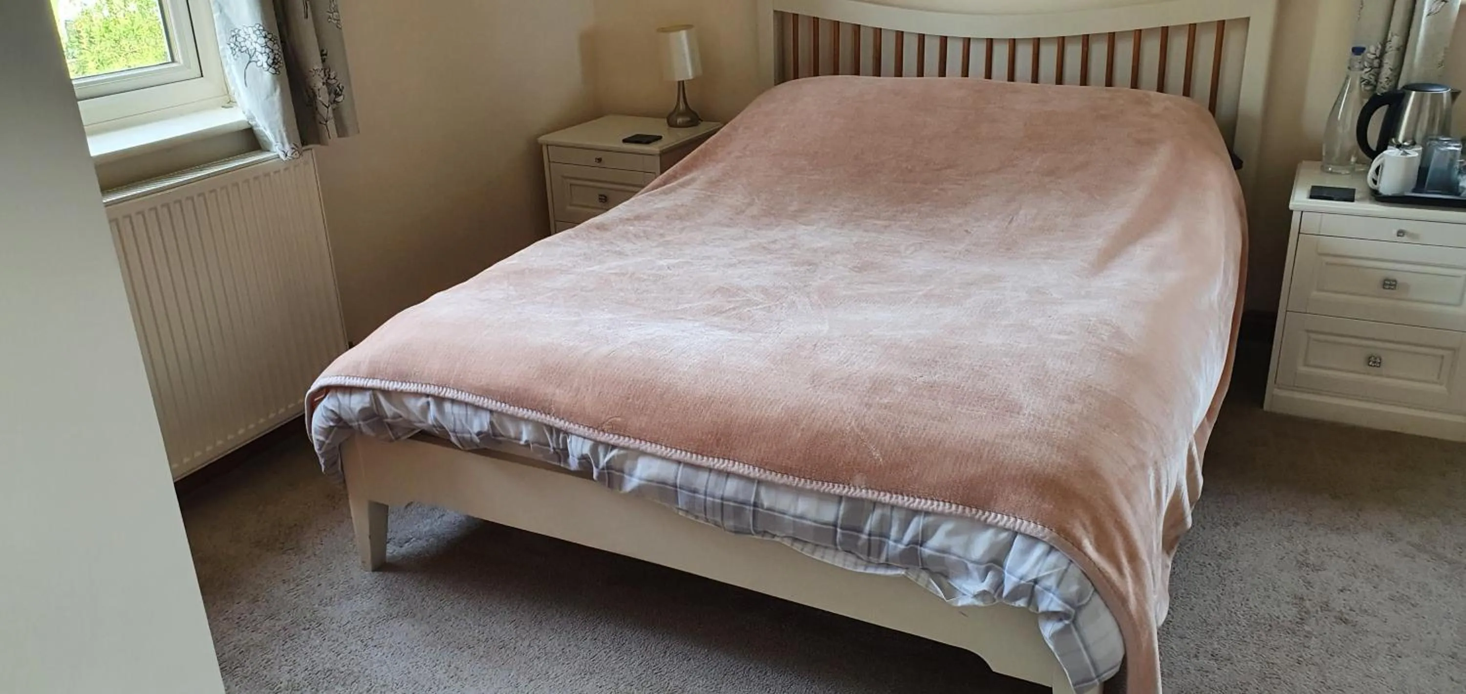 Bed in Victoria Farm