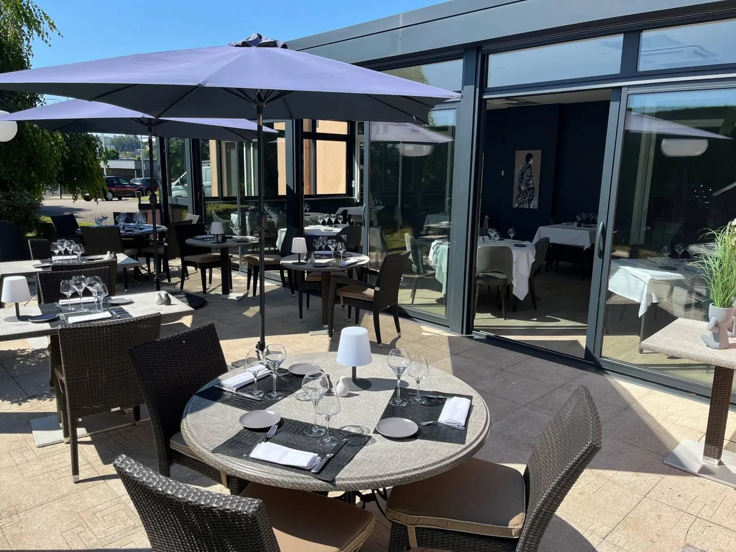 Patio in Best Western Plus La Fayette Hotel et SPA