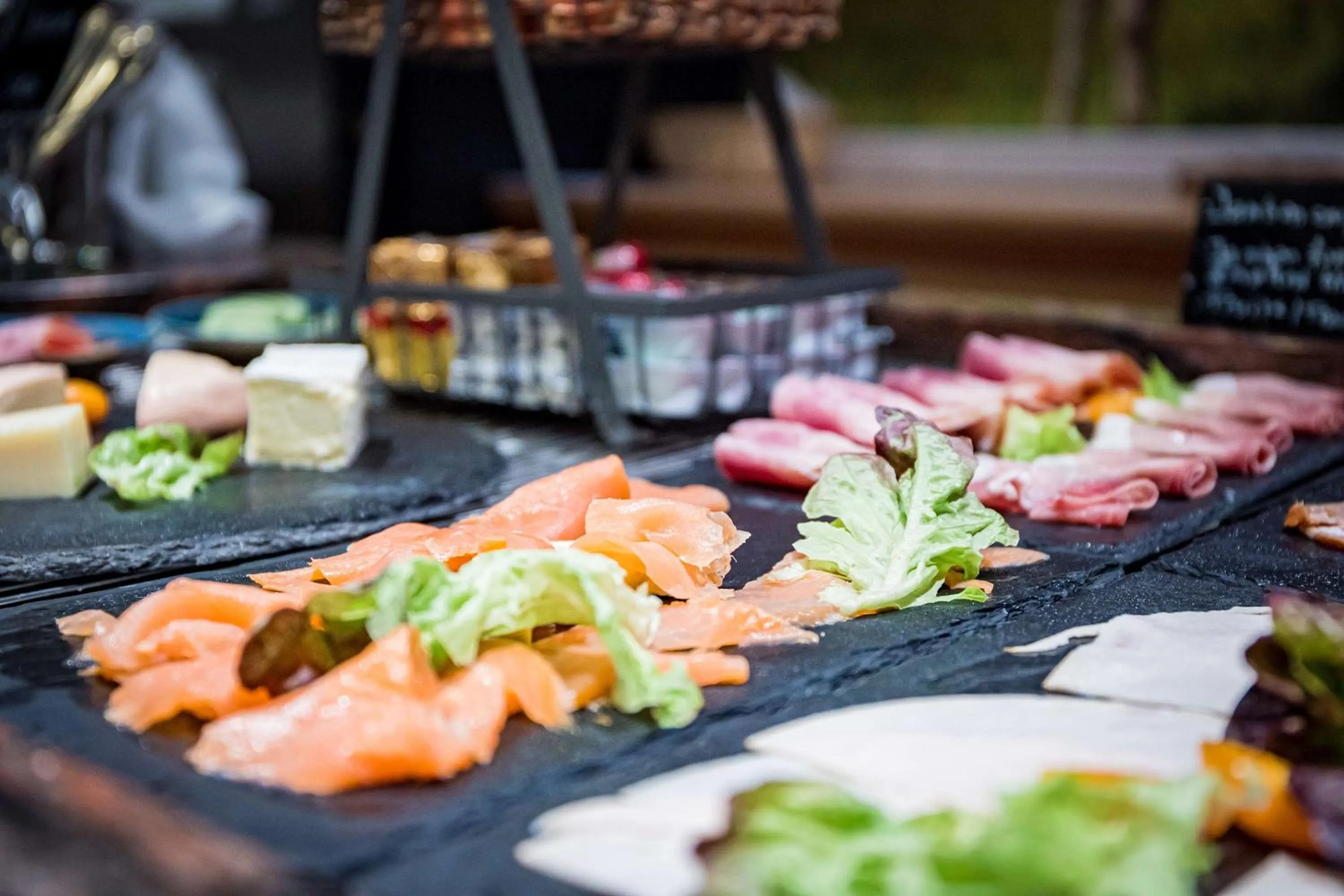 Food and drinks in Best Western Plus La Fayette Hotel et SPA