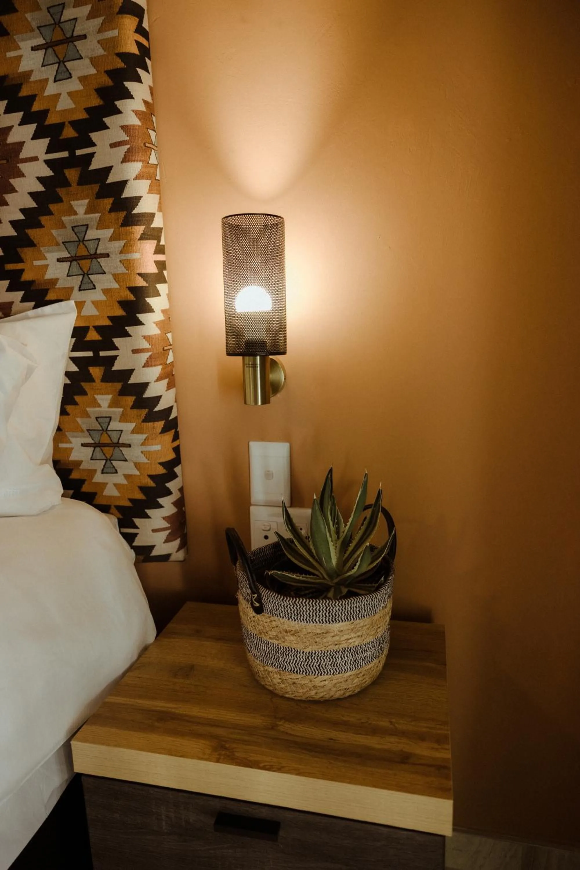 Bed in Out of Africa Town Lodge