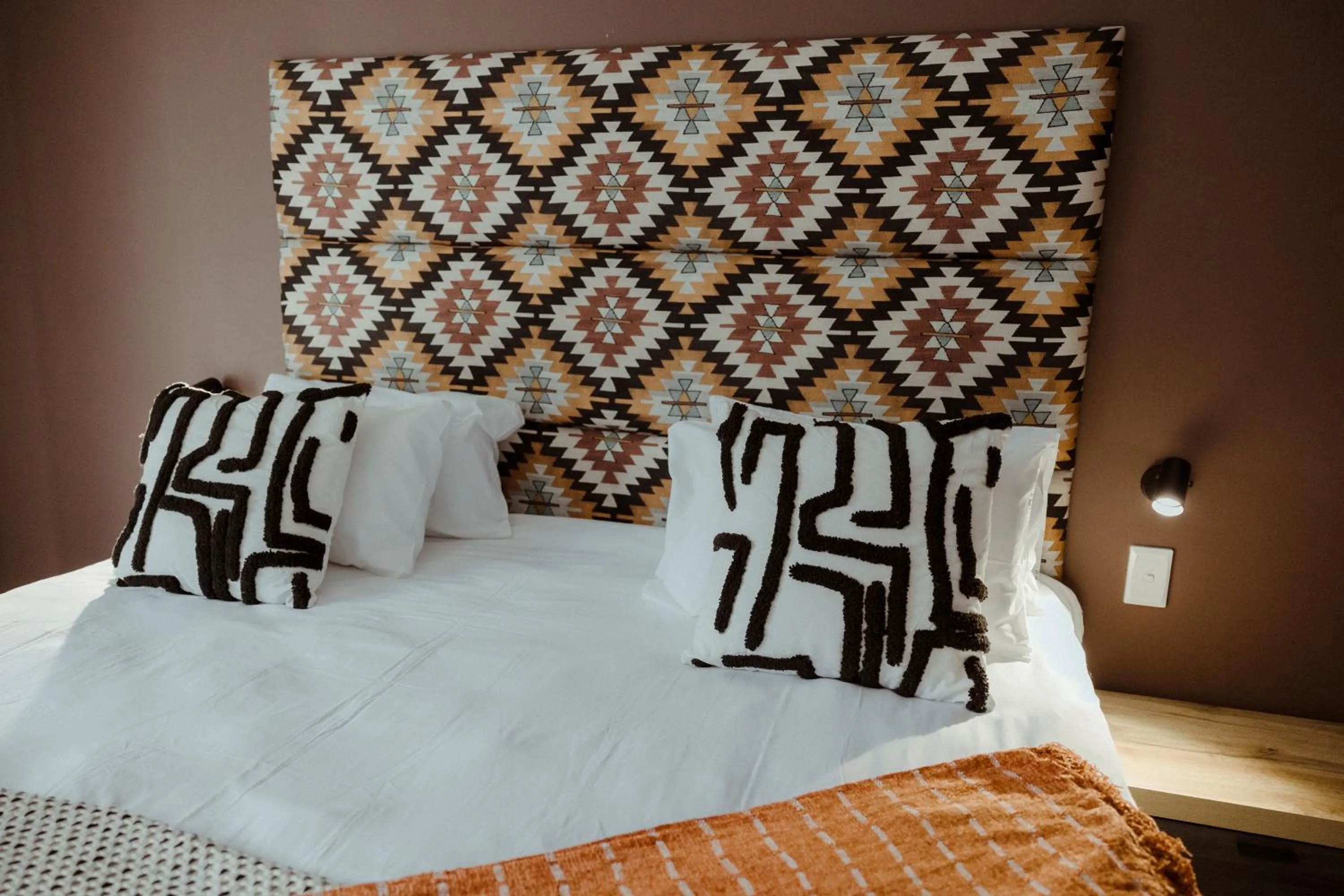 Bed in Out of Africa Town Lodge