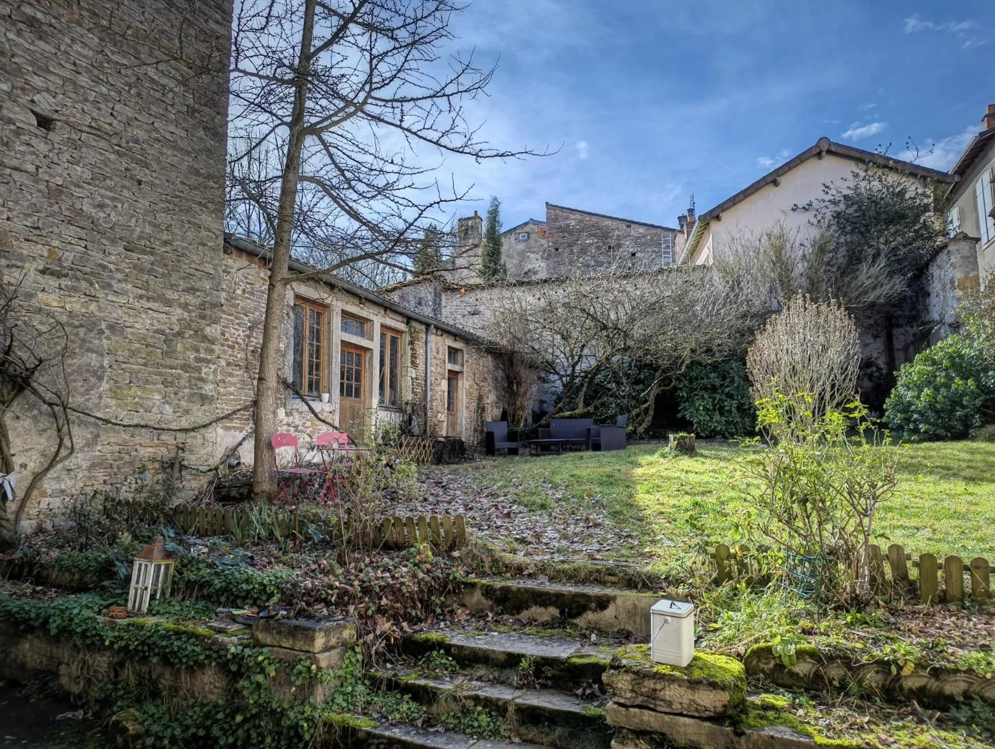 Garden in Maison Romane 1136