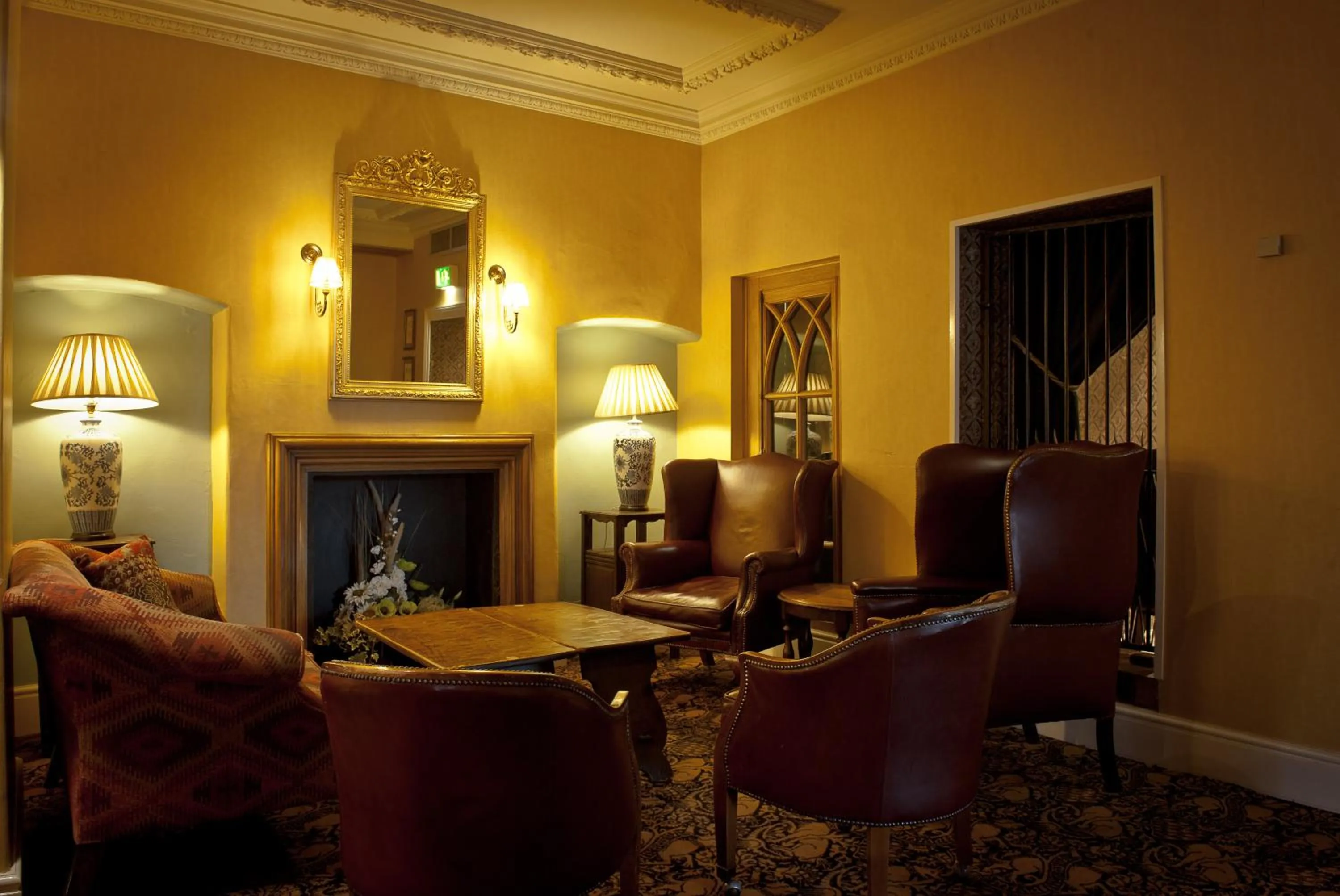 Lounge or bar in The Bull Hotel; Sure Hotel Collection by Best Western