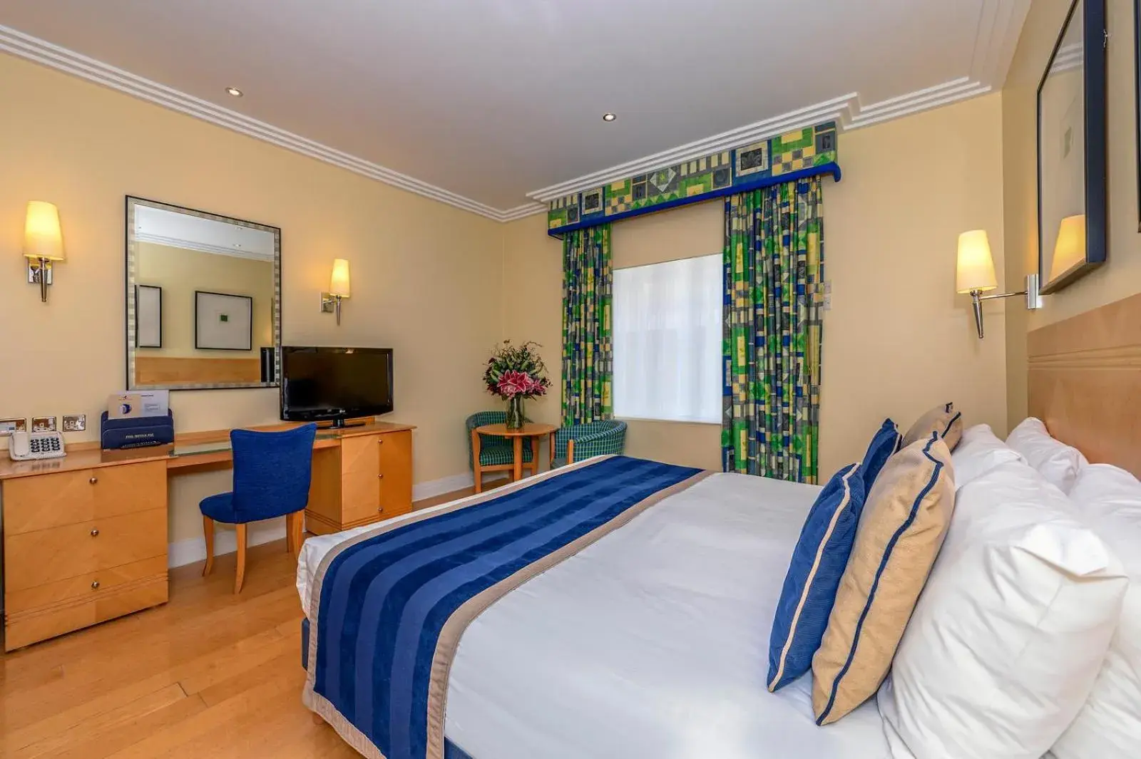 Executive King Room with King Bed and Roll In Shower - Non-Smoking in The Bull Hotel; Sure Hotel Collection by Best Western Executive King Room with King Bed and Roll In Shower - Non-Smoking in The Bull Hotel; Sure Hotel Collection by Best Western