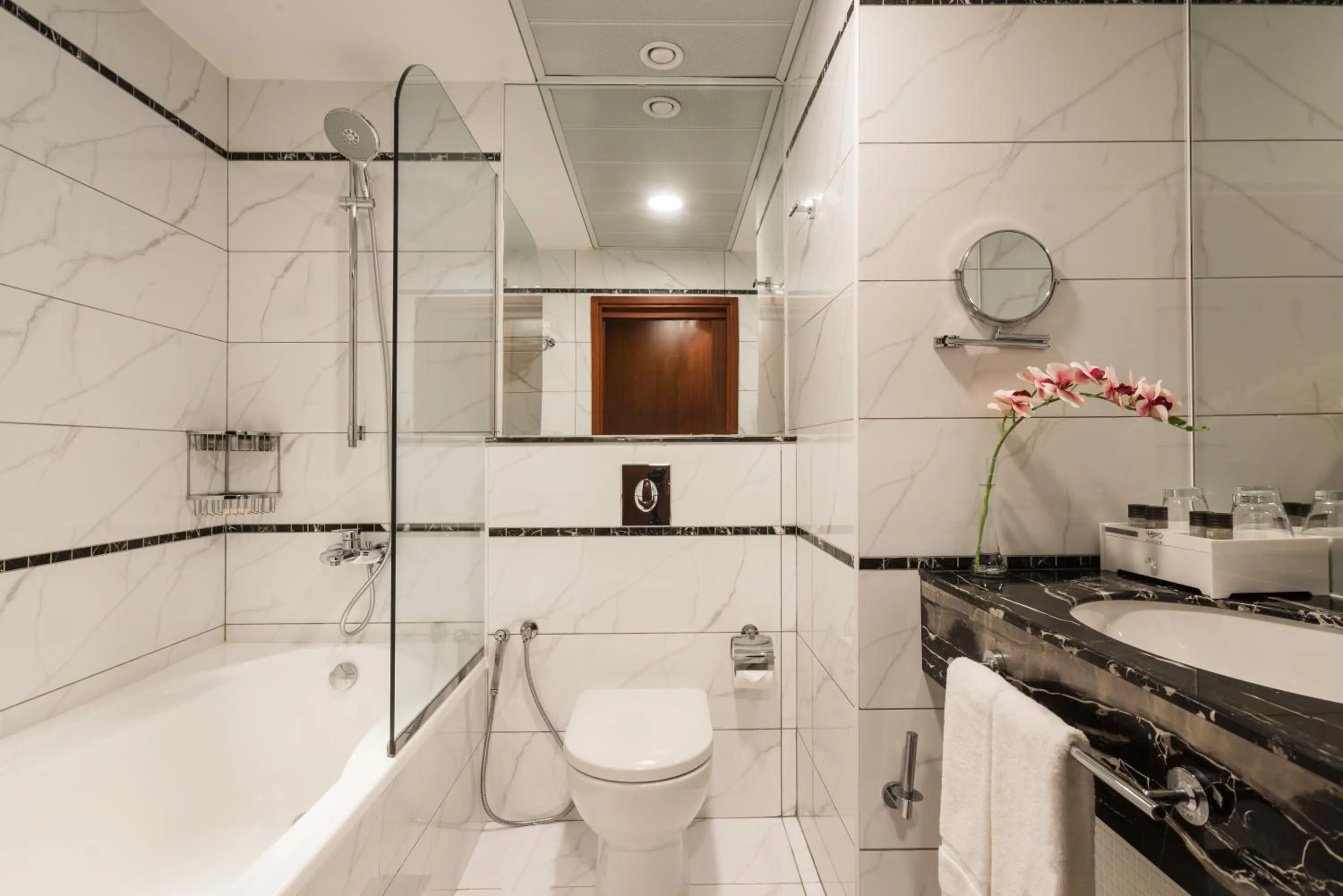 Bathroom in Alreem Village Hotel