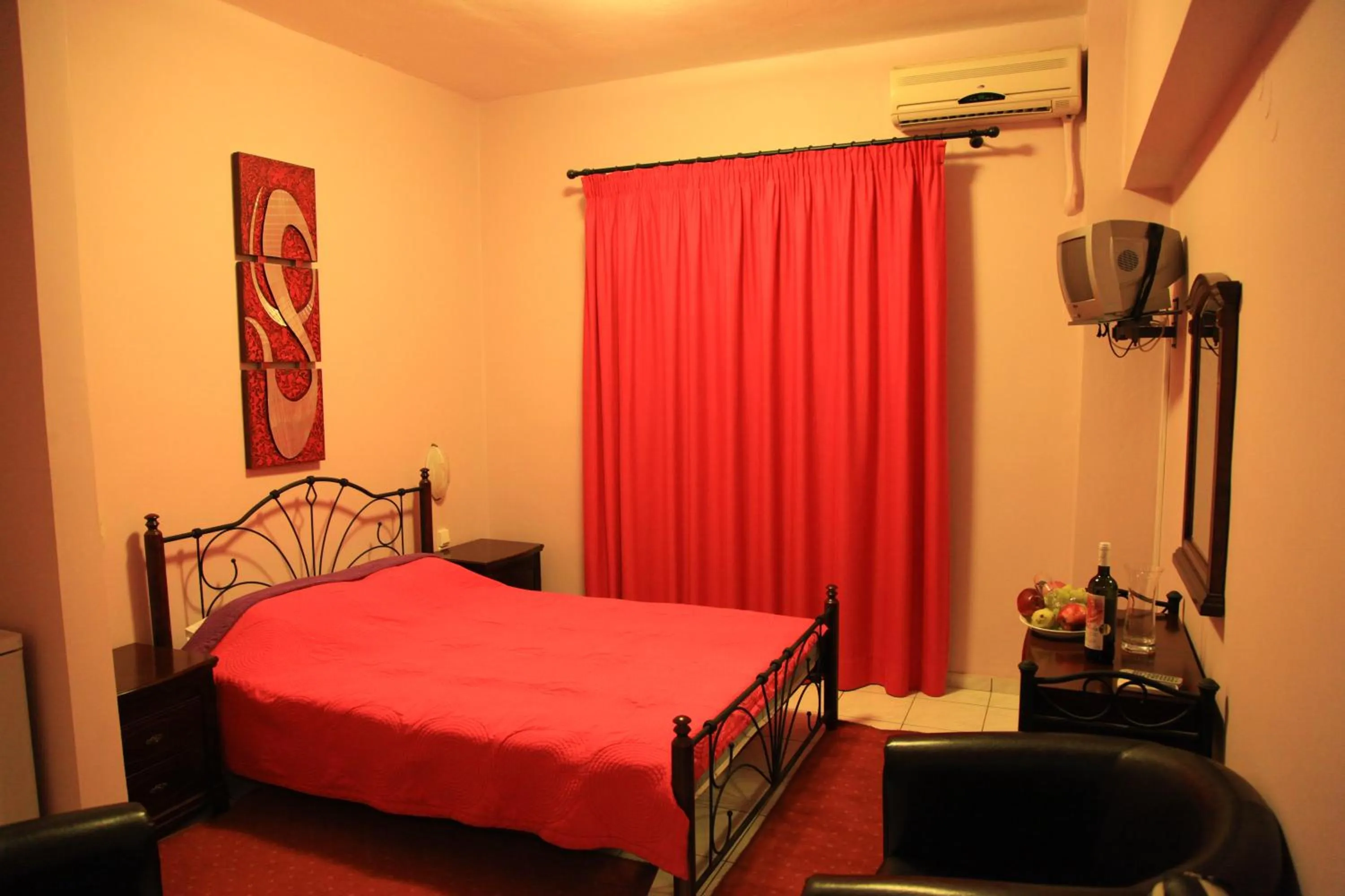 Photo of the whole room, Bed in Argo Apartments near Nafplio