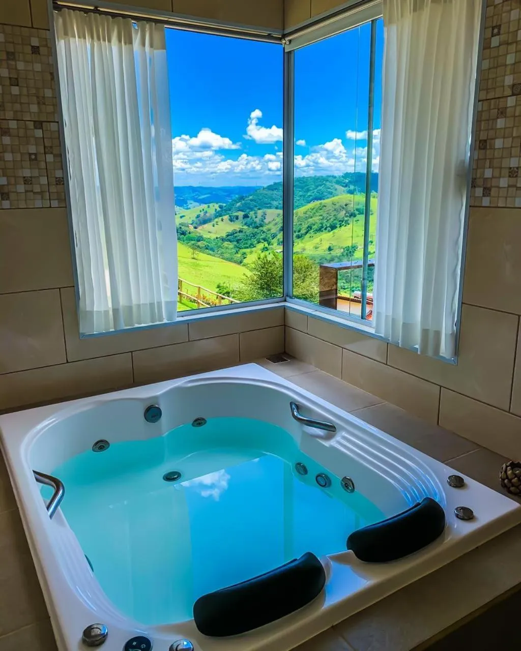 Pousada Colina das Andorinhas