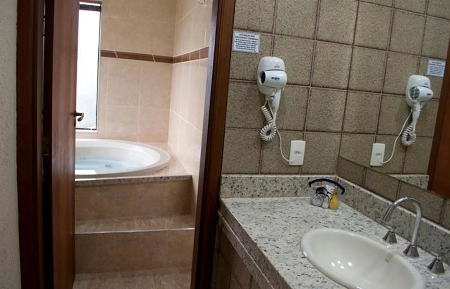 Pousada Colina das Andorinhas