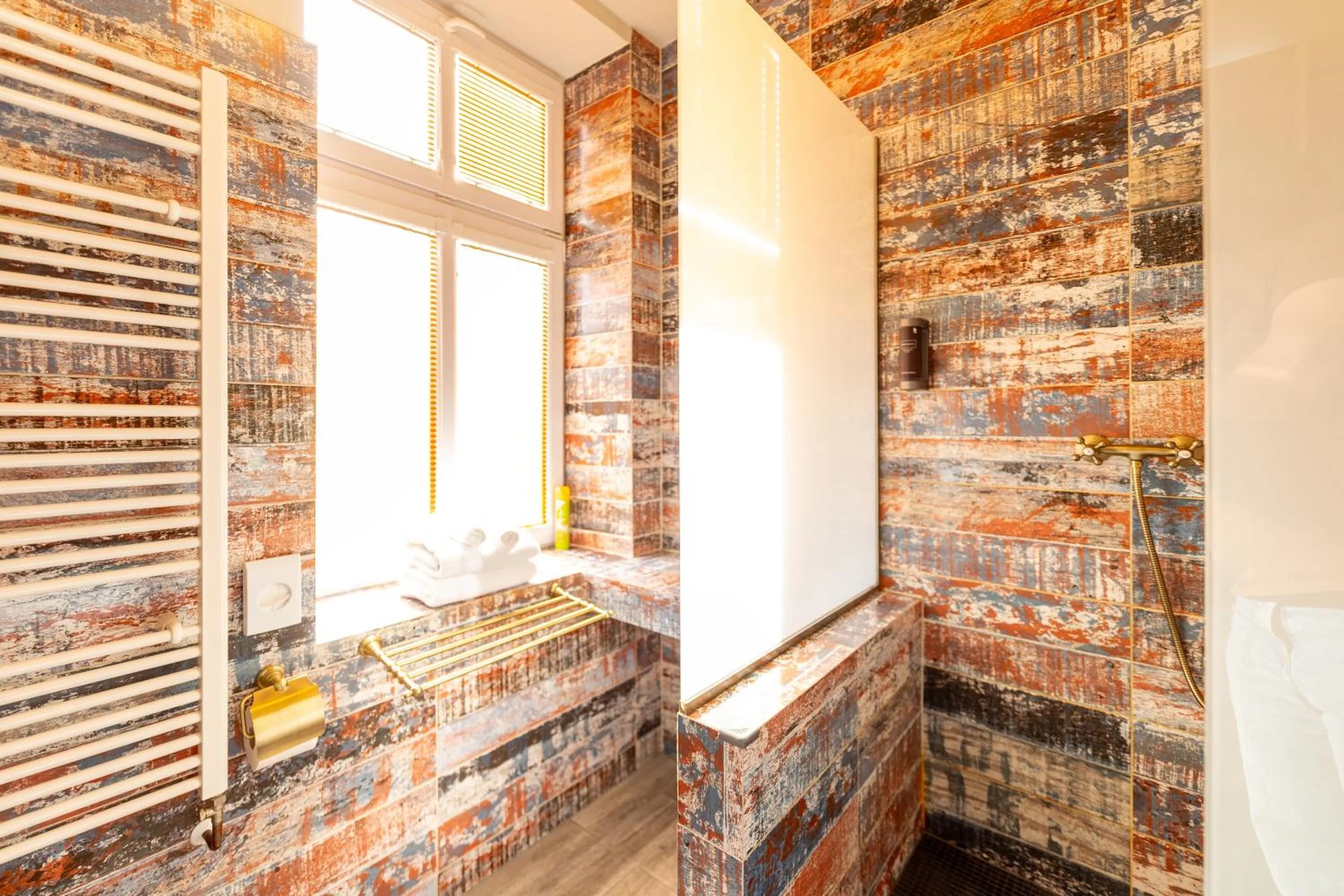 Shower in Padre Boutique Hotel