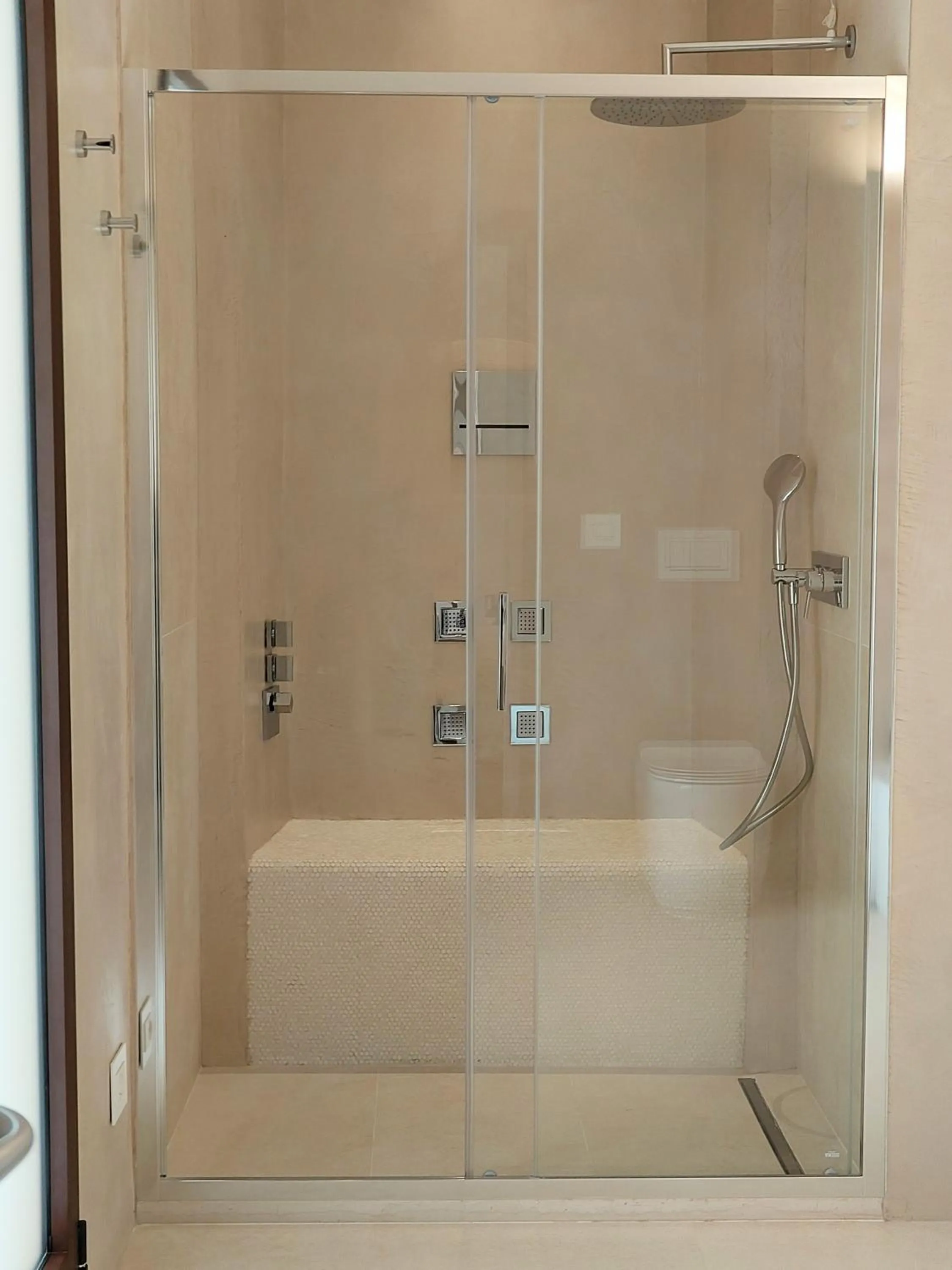 Shower in I Bastioni San Domenico - Boutique Hotel